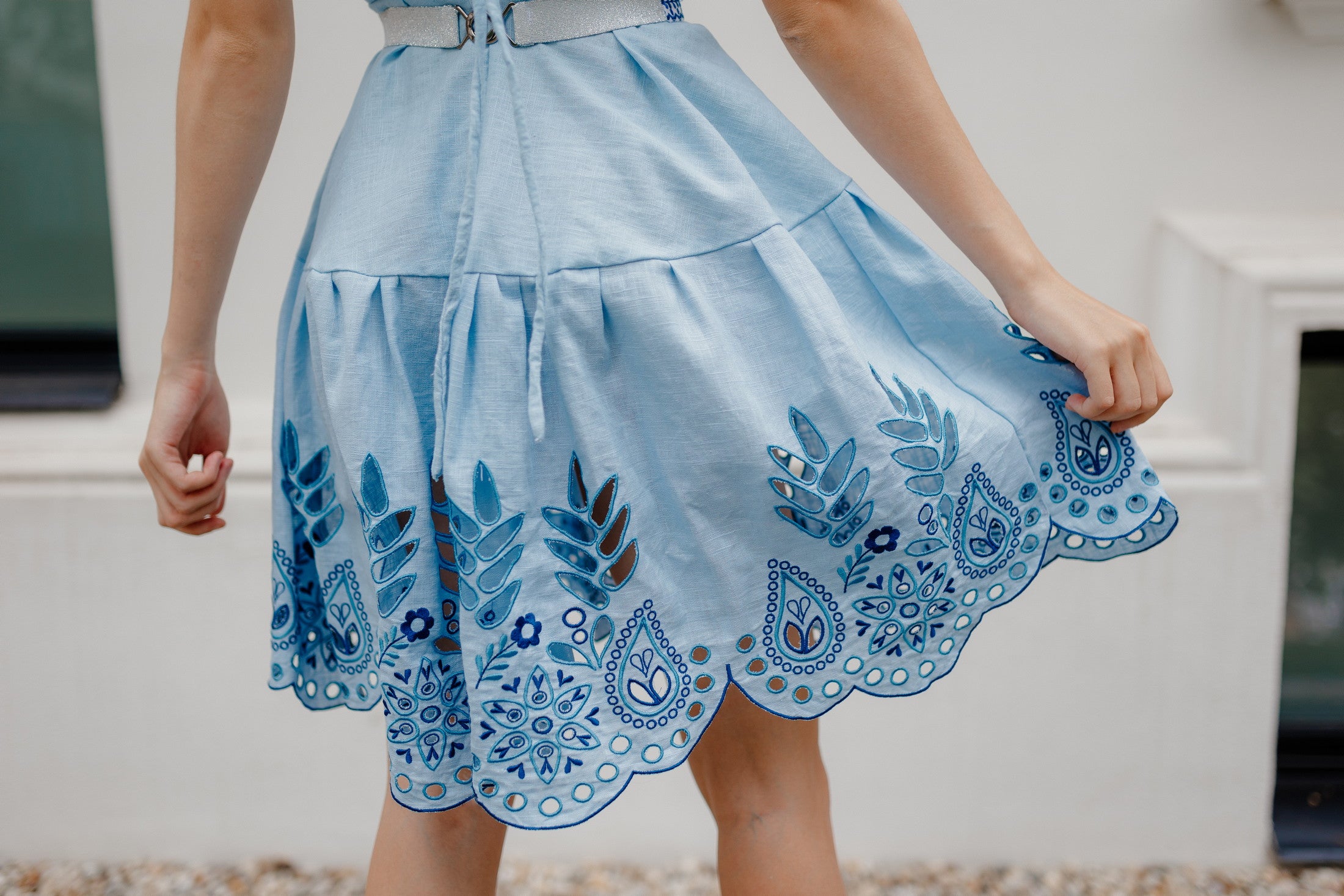 Modré madeirové šaty Solčanská