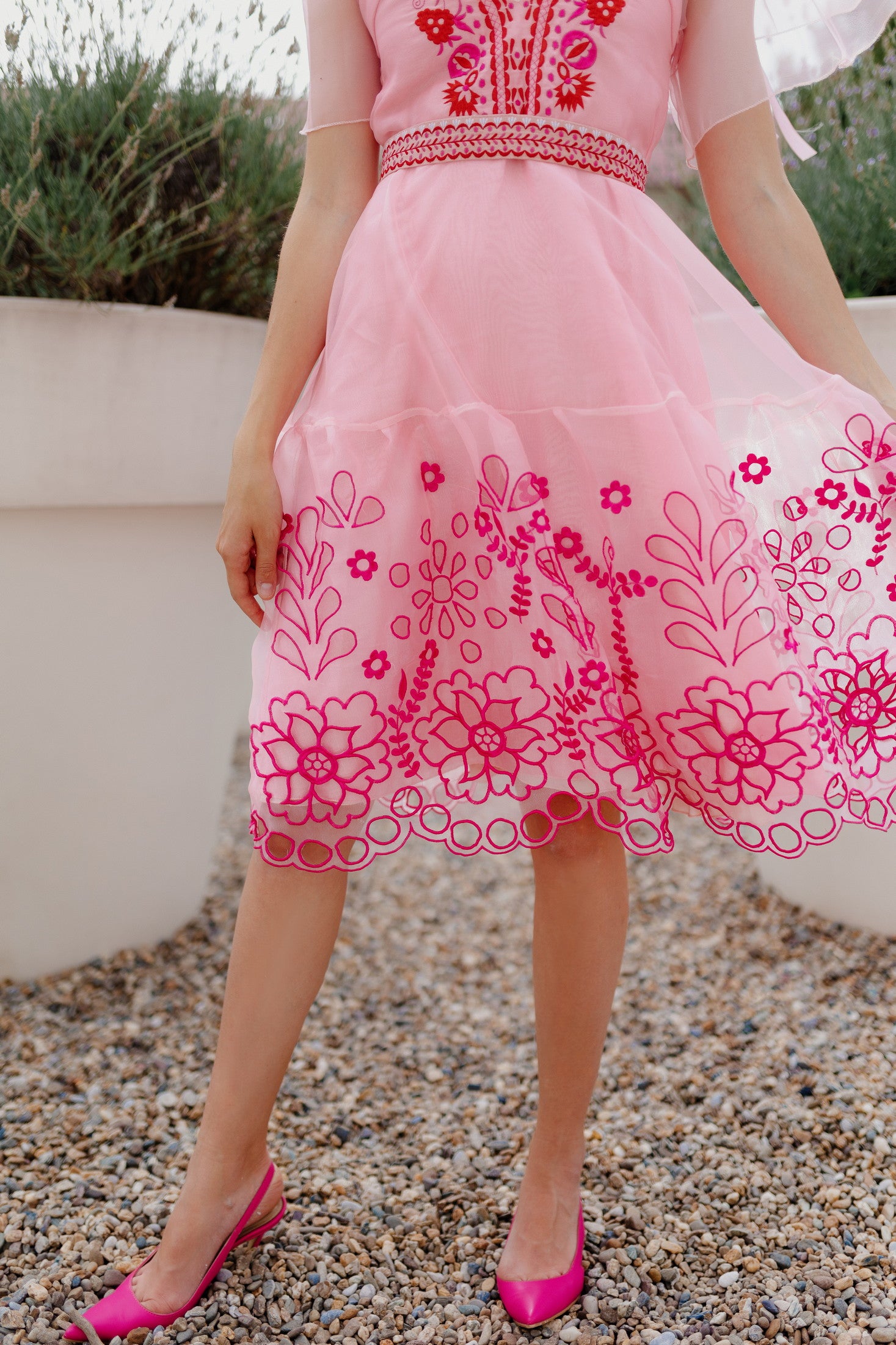 Ružové madeirové šaty Sága krásy