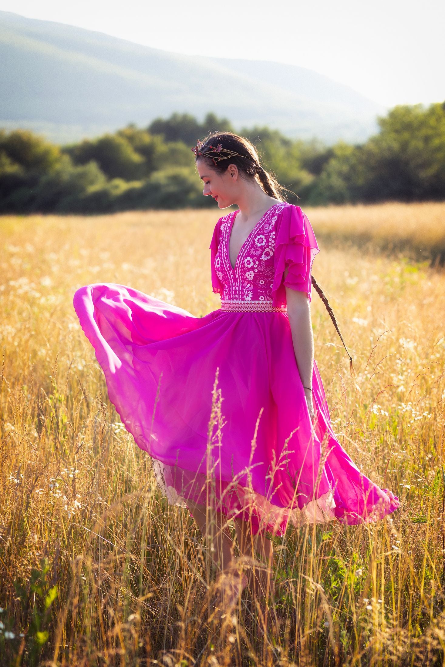 Ružové šifónové šaty Sága krásy