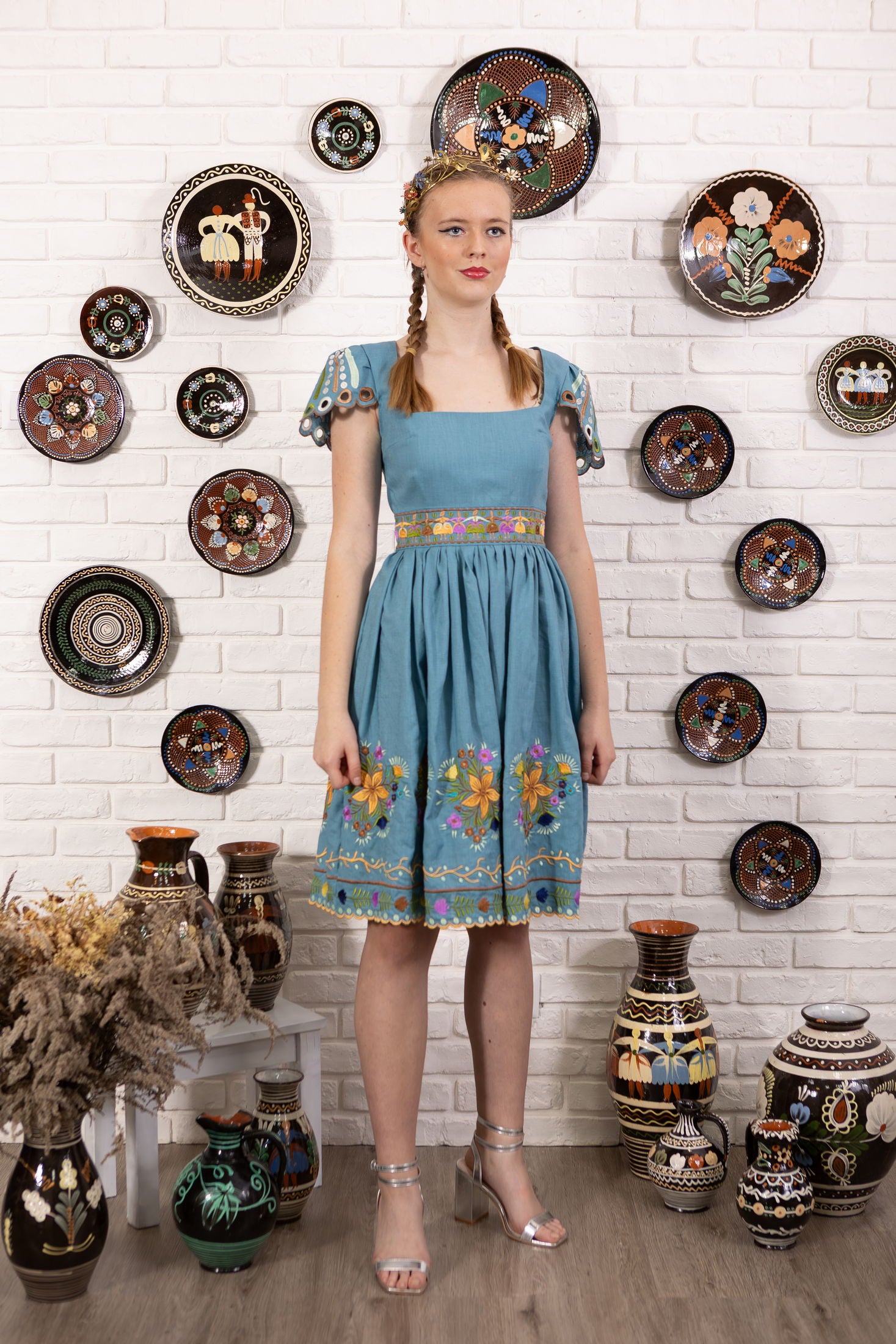 Modré ľanové šaty Pozdišovská karička