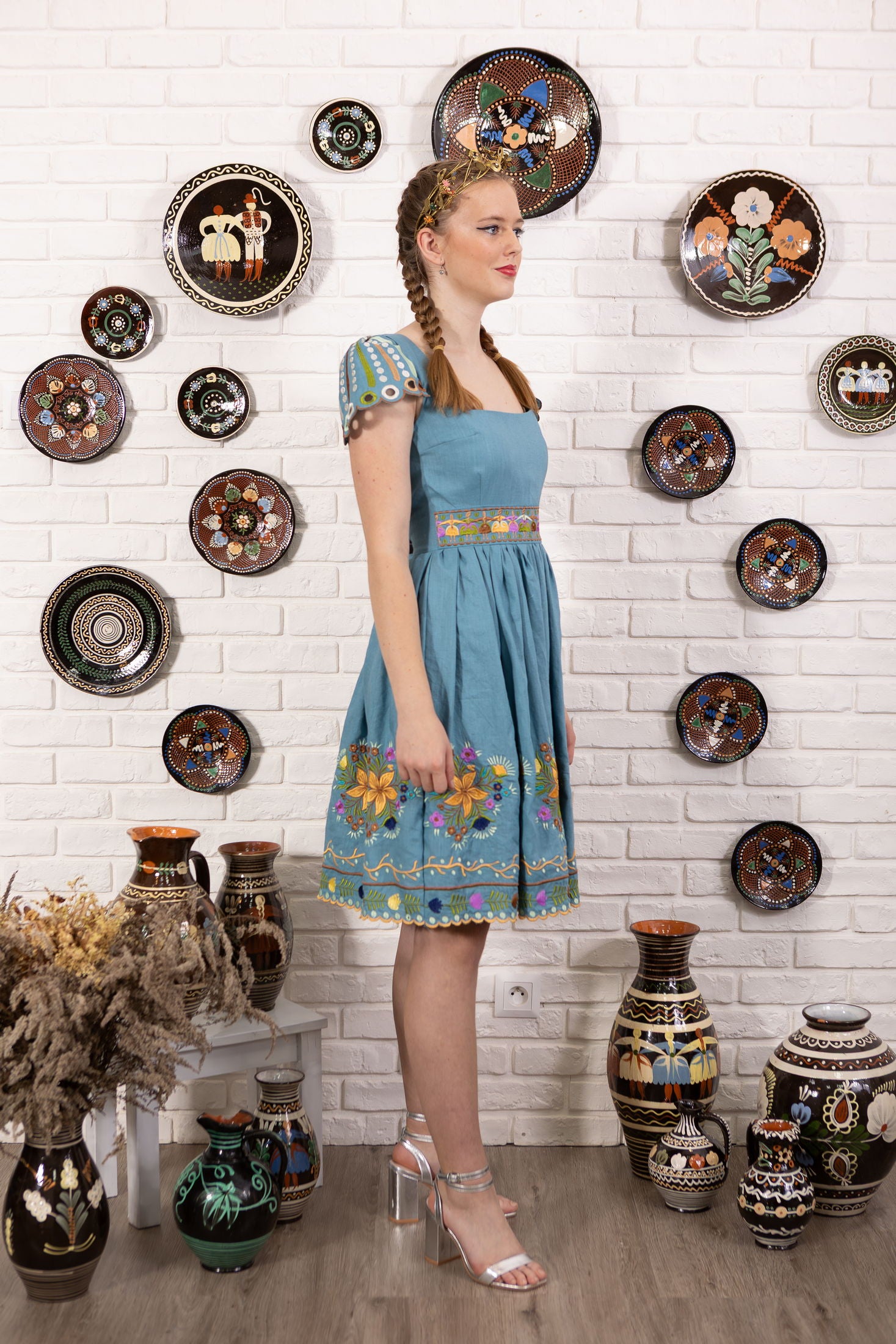 Modré ľanové šaty Pozdišovská karička