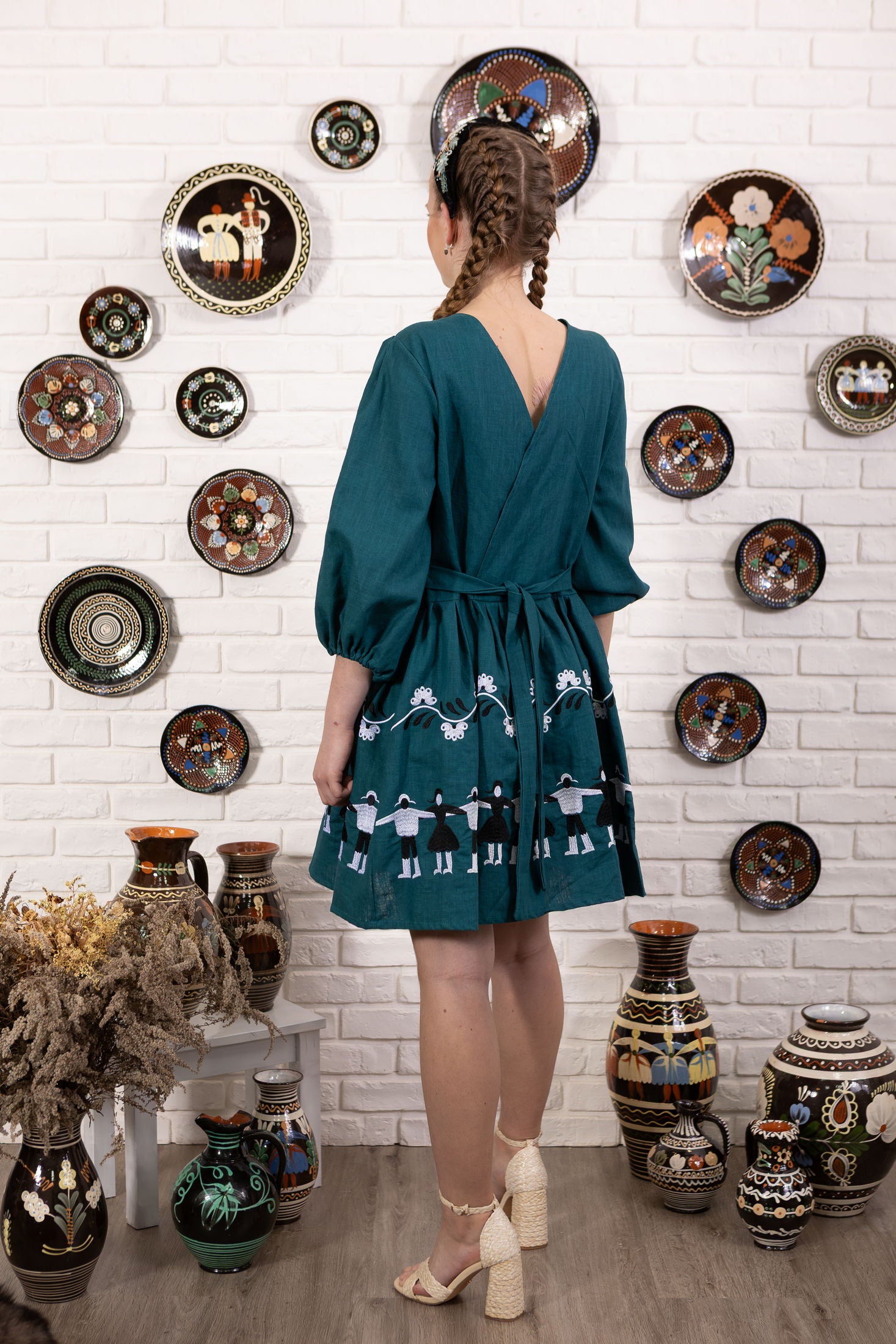 Zelené ľanové šaty Pozdišovská karička