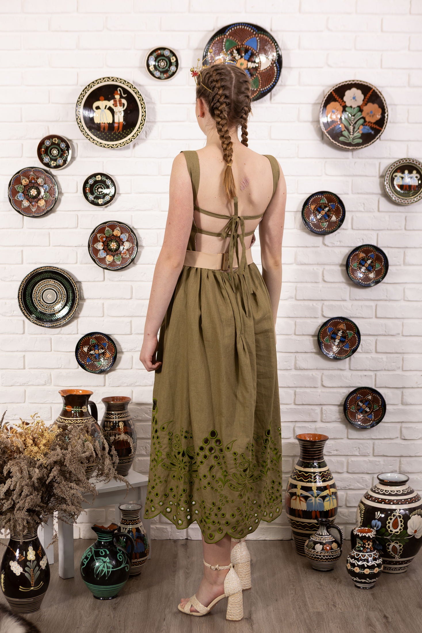 Ľanové madeirové šaty Pozdišovská karička