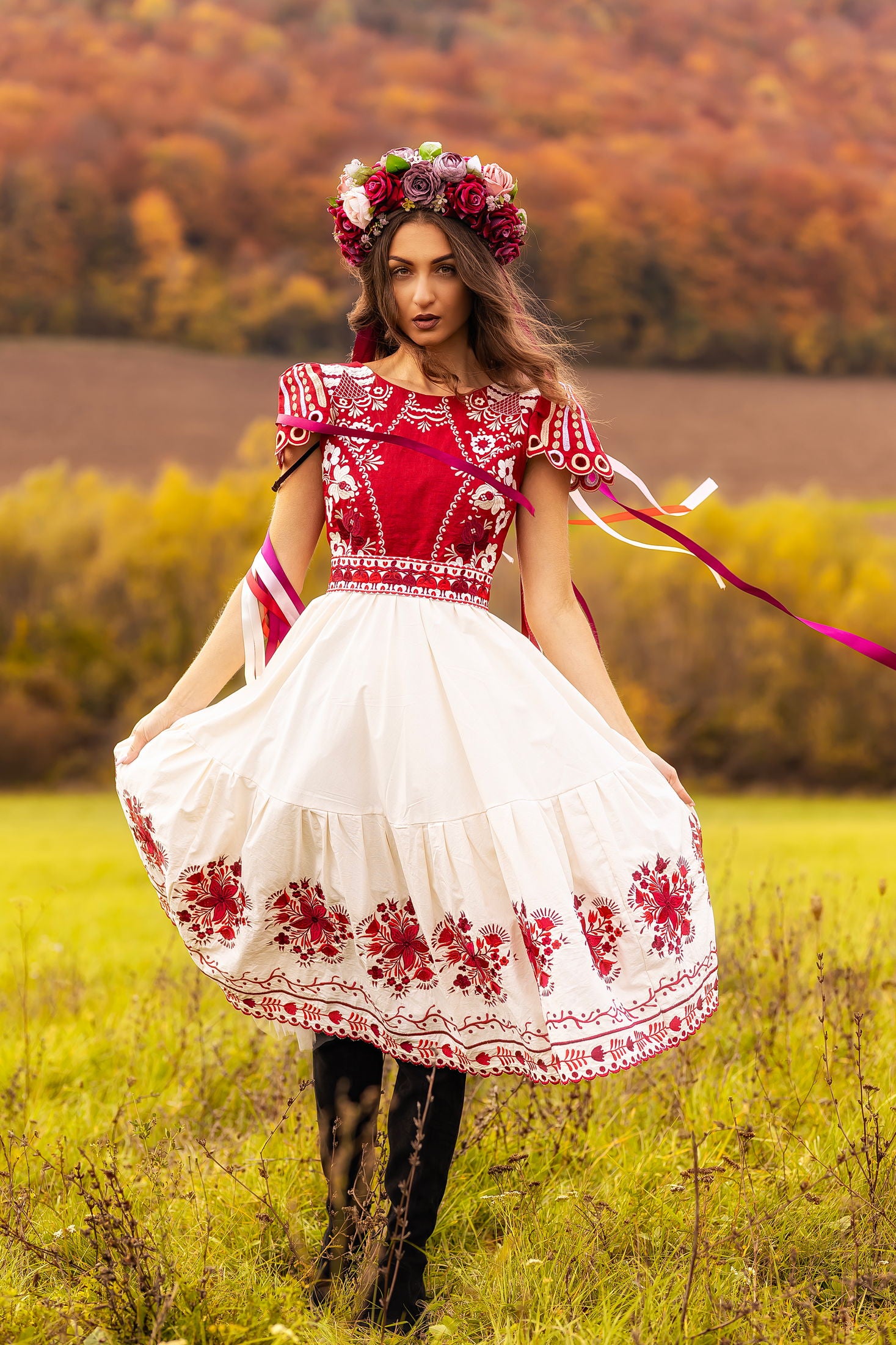 Vyšívané šaty Pozdišovská karička