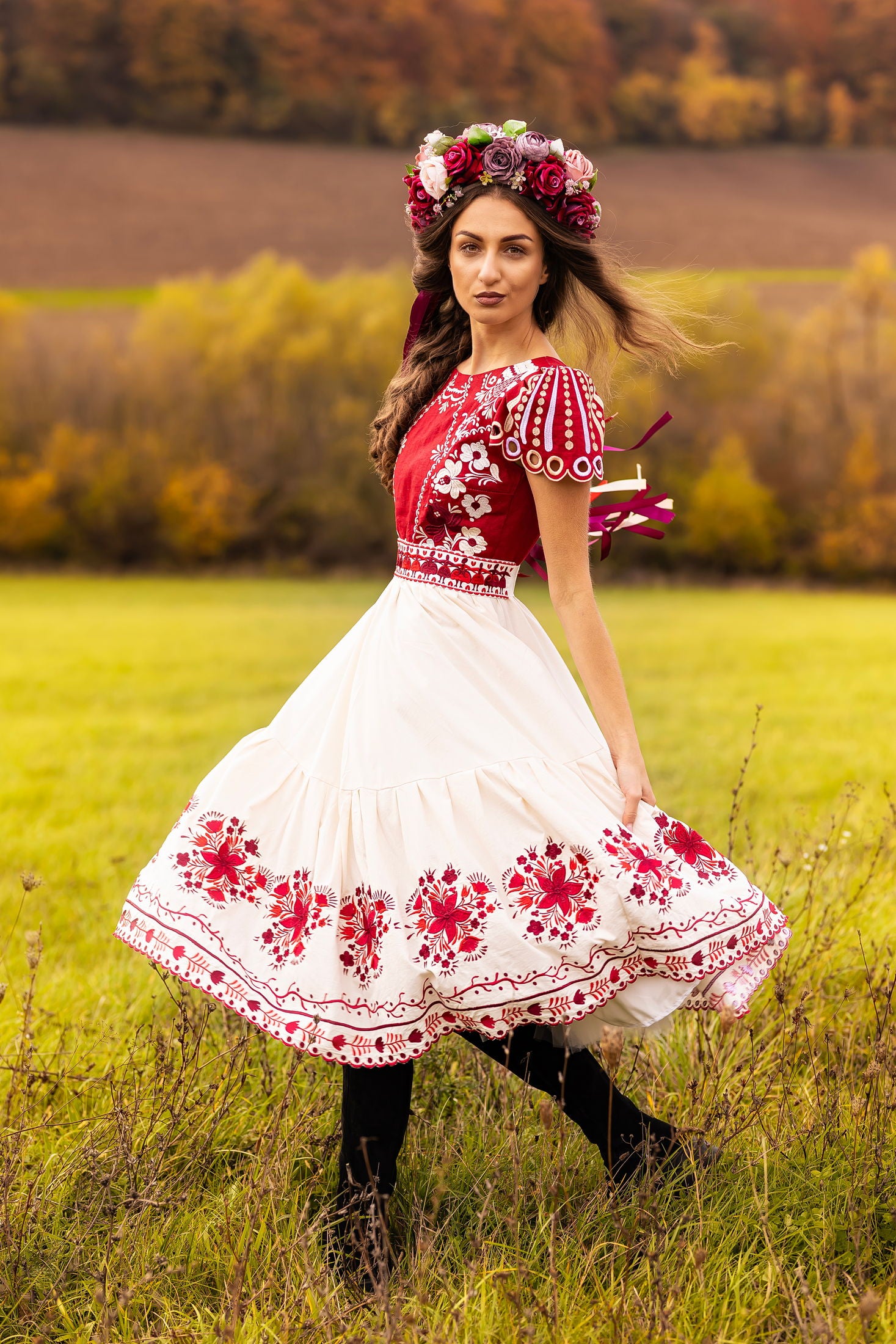 Vyšívané šaty Pozdišovská karička