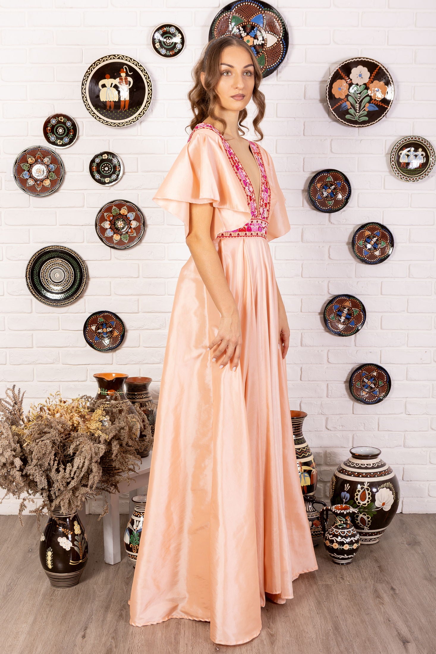 Ružové taftové šaty Pozdišovská karička