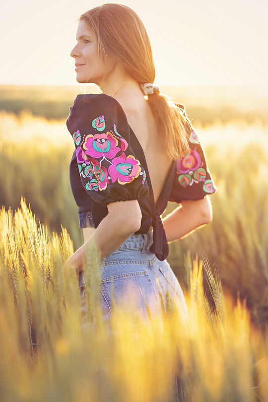 Modrý crop top Solčanská