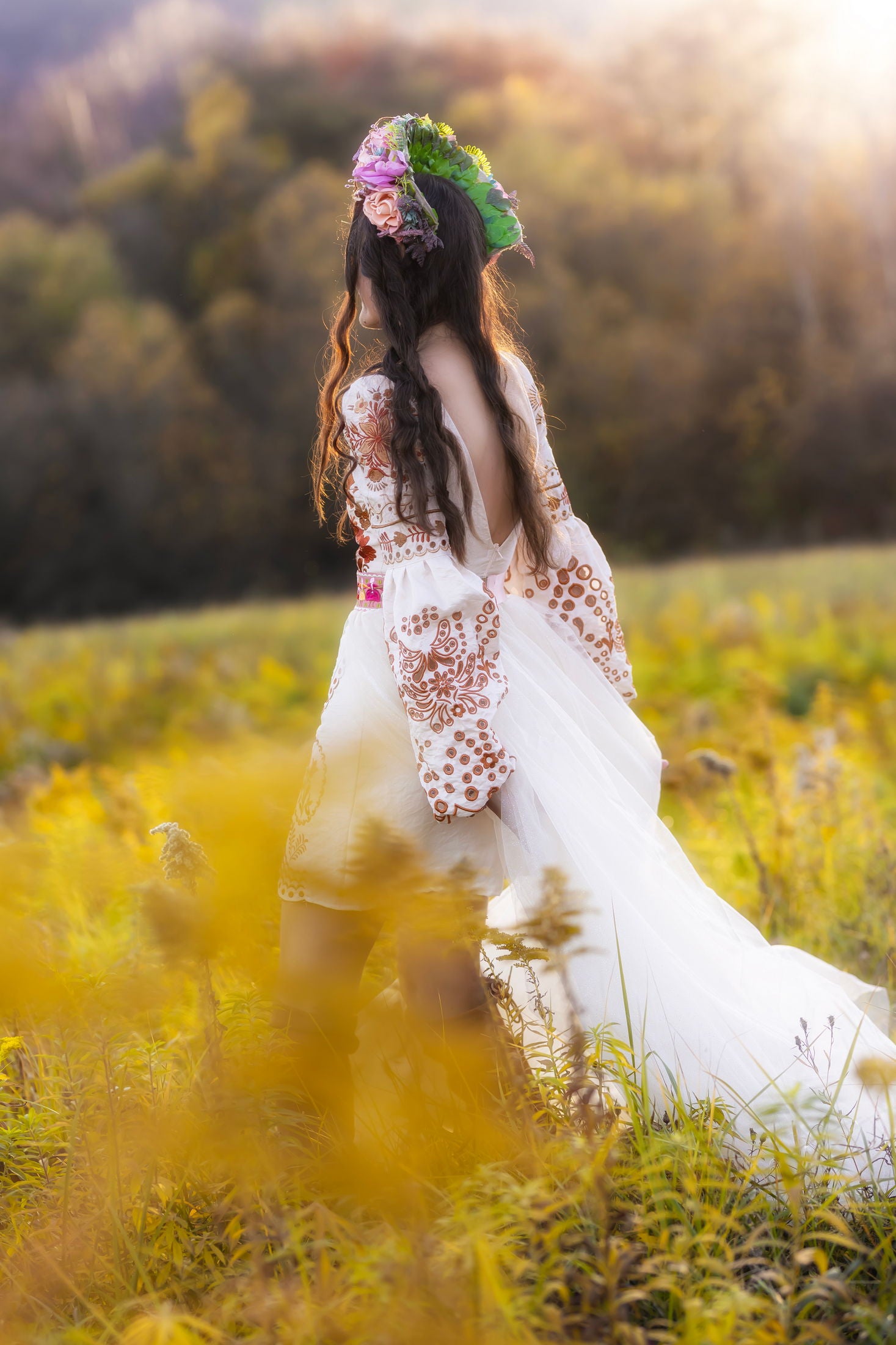 Šaty s vlečkou Pozdišovská karička