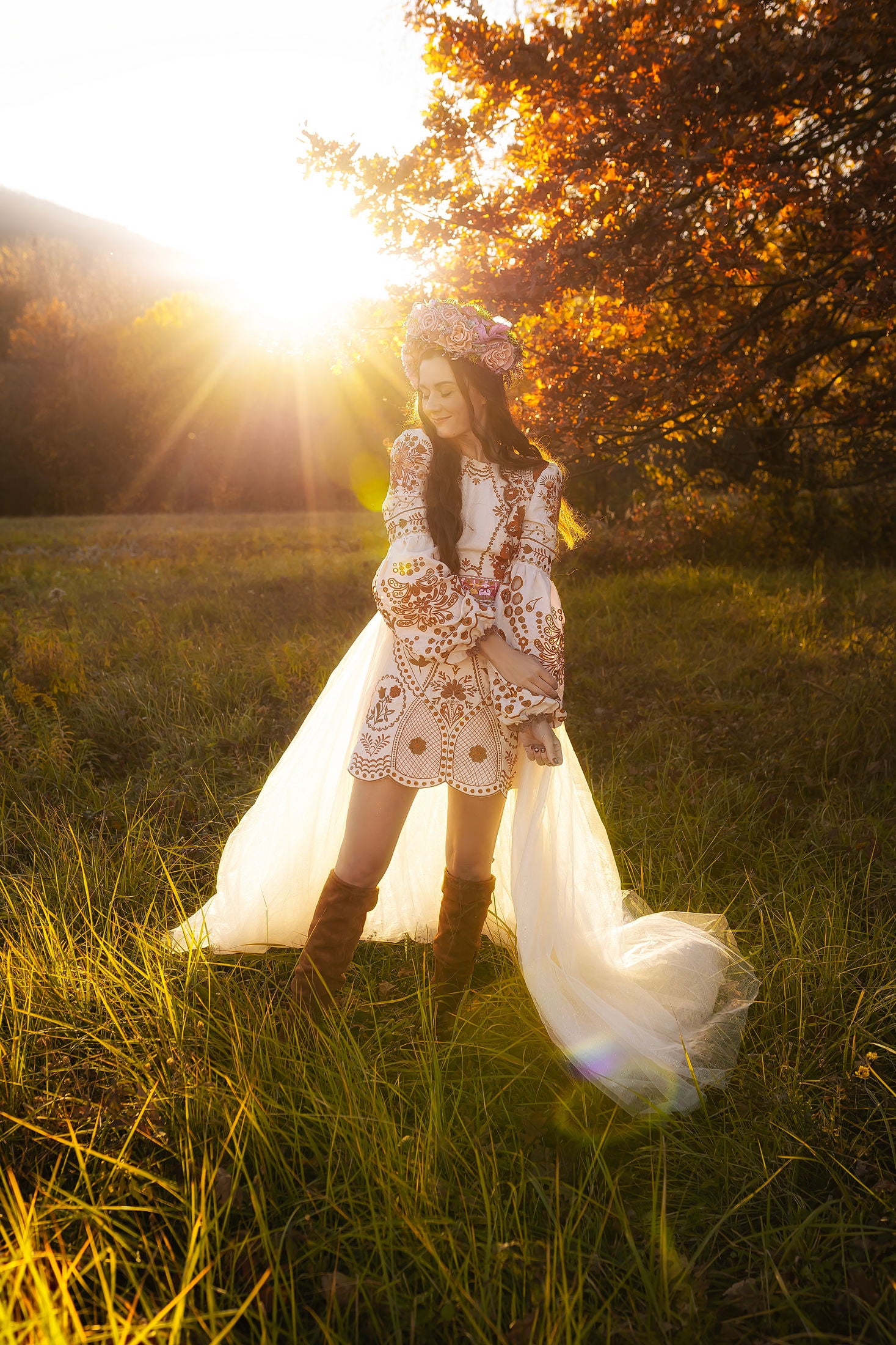 Šaty s vlečkou Pozdišovská karička