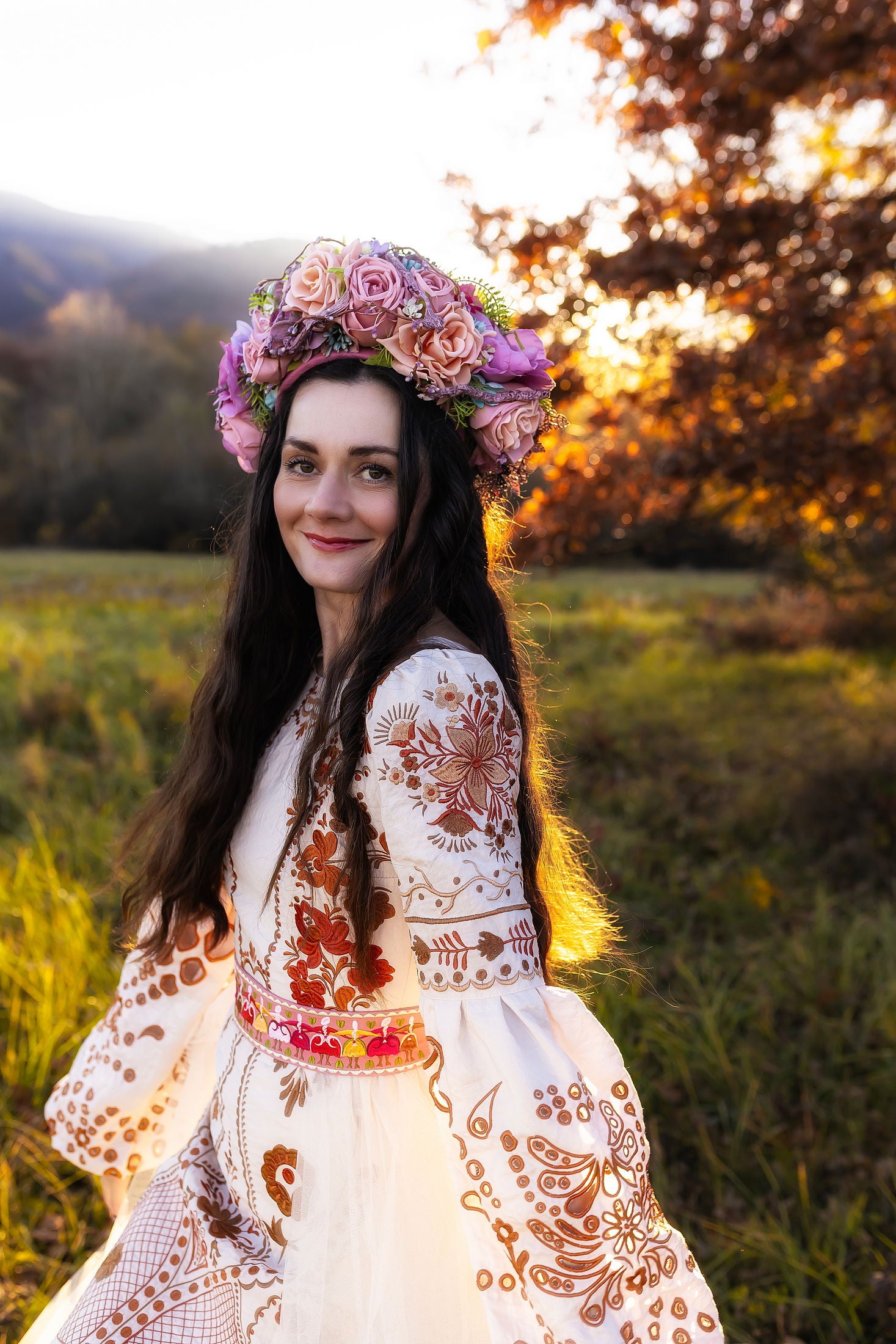 Šaty s vlečkou Pozdišovská karička