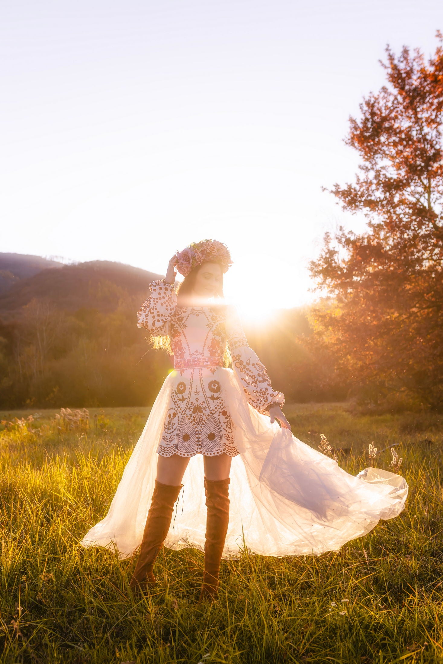 Šaty s vlečkou Pozdišovská karička