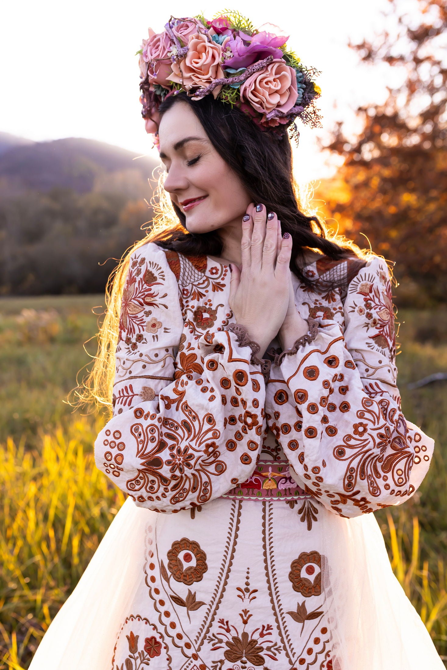 Šaty s vlečkou Pozdišovská karička