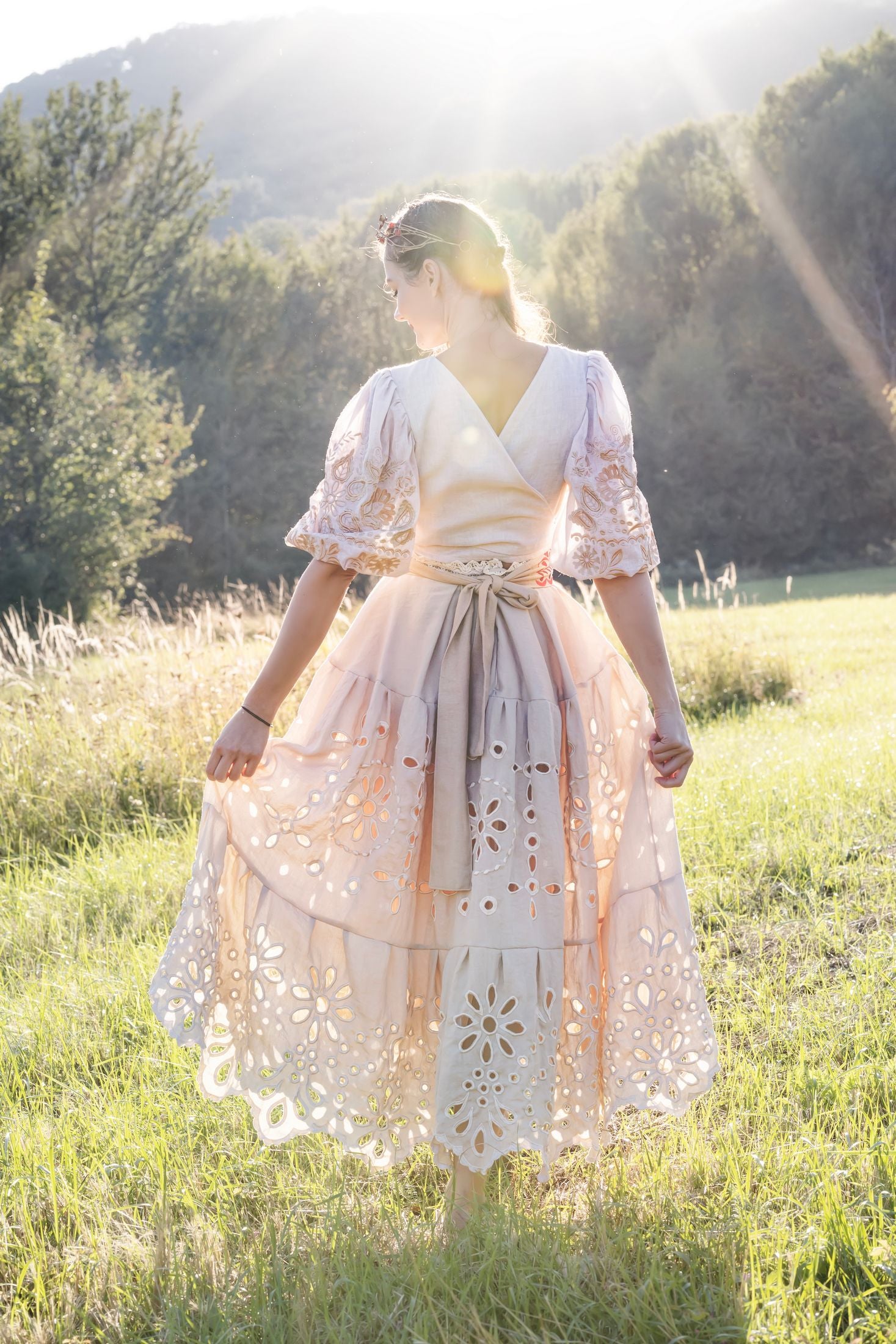 Béžová madeirová sukňa Očovianka