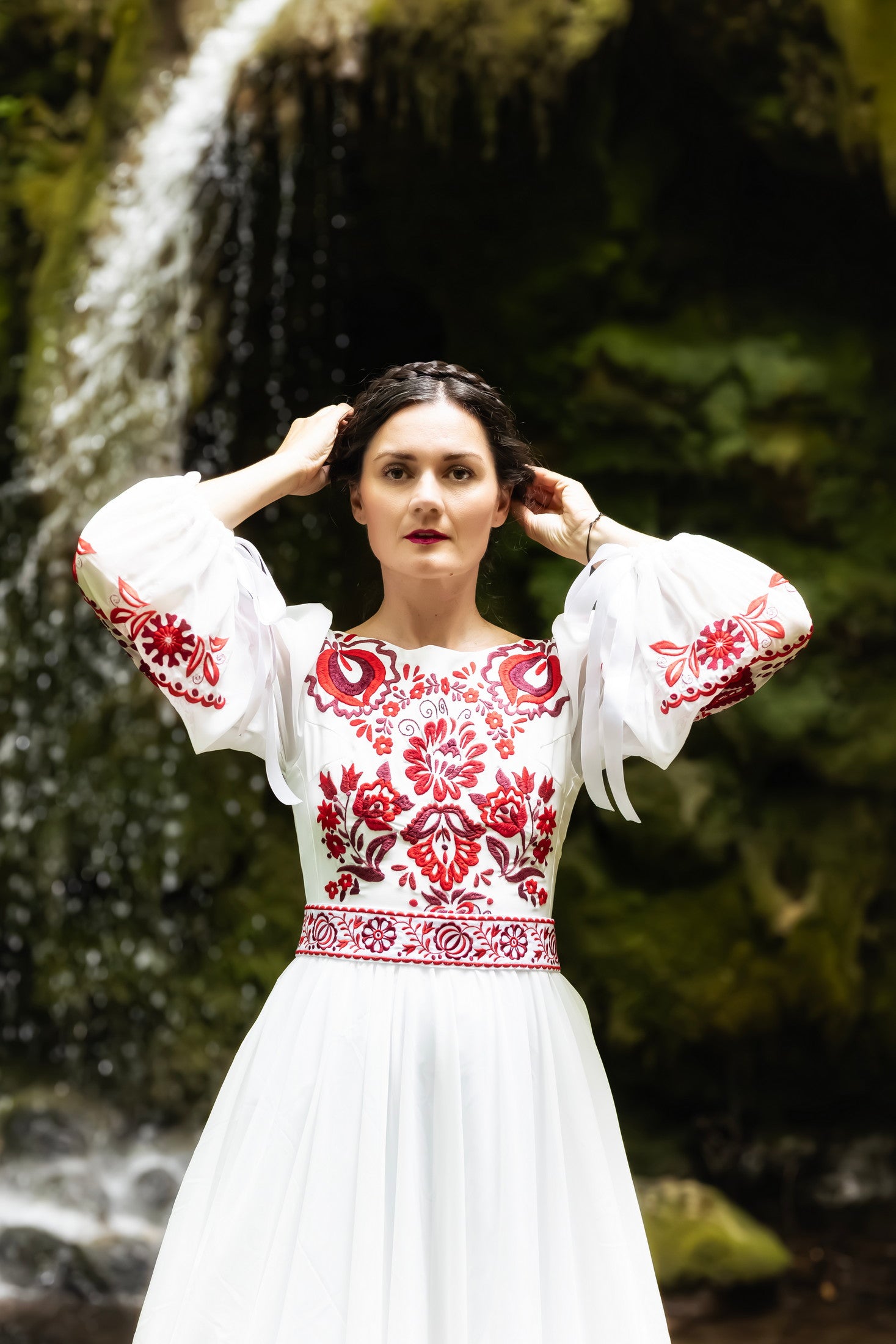 Ručne vyšívané šaty Očovianka