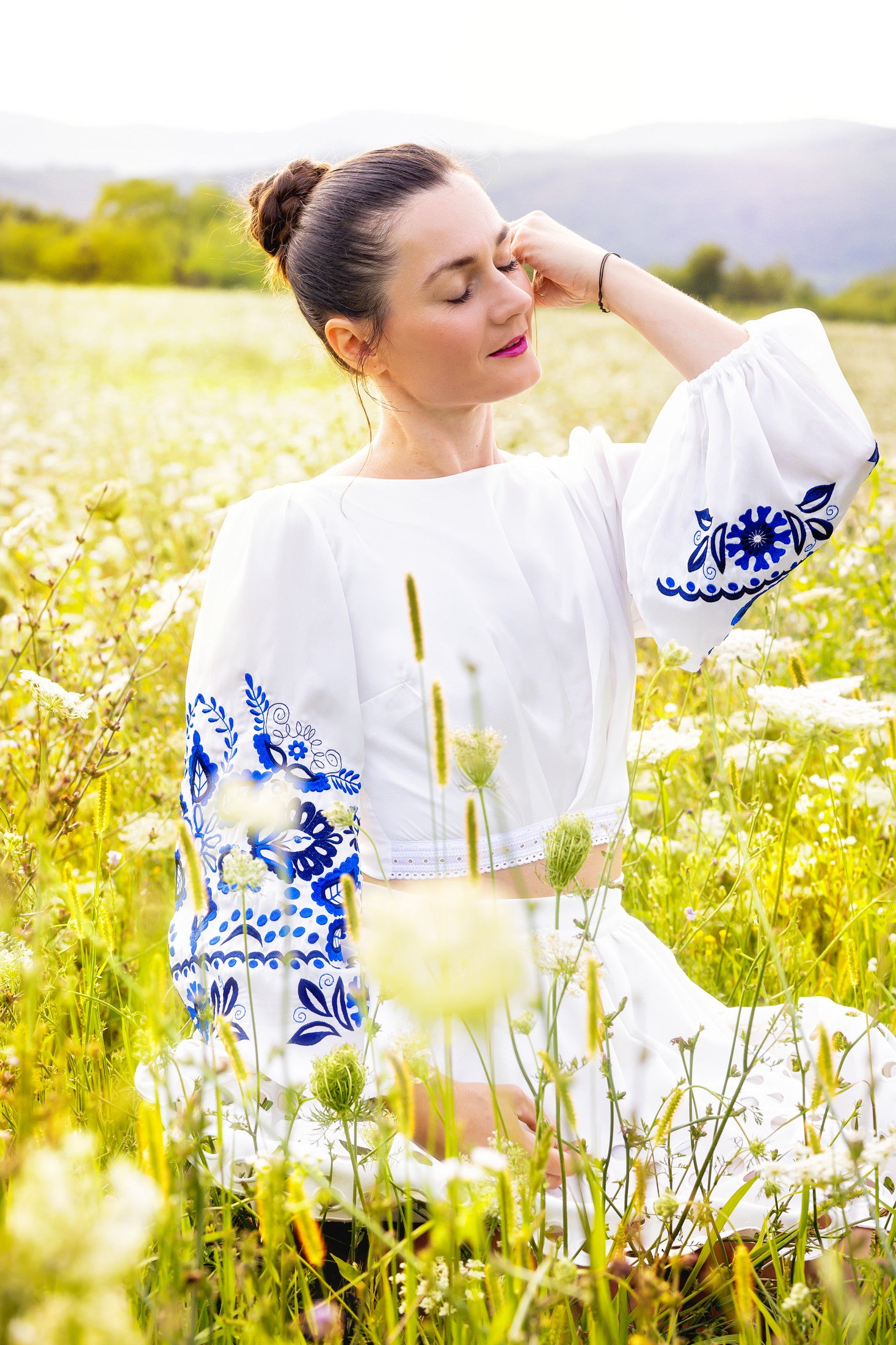 Saténový crop top Očovianka