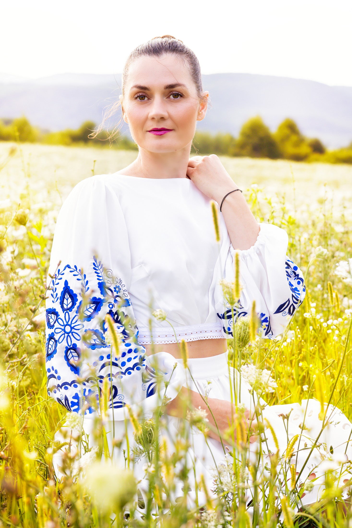Saténový crop top Očovianka