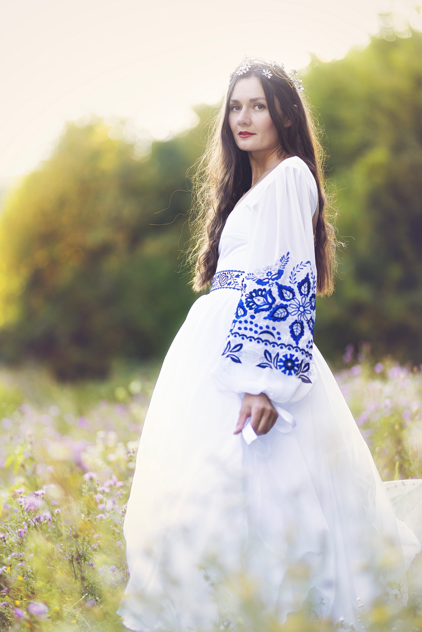Biele vyšívané šaty Očovianka