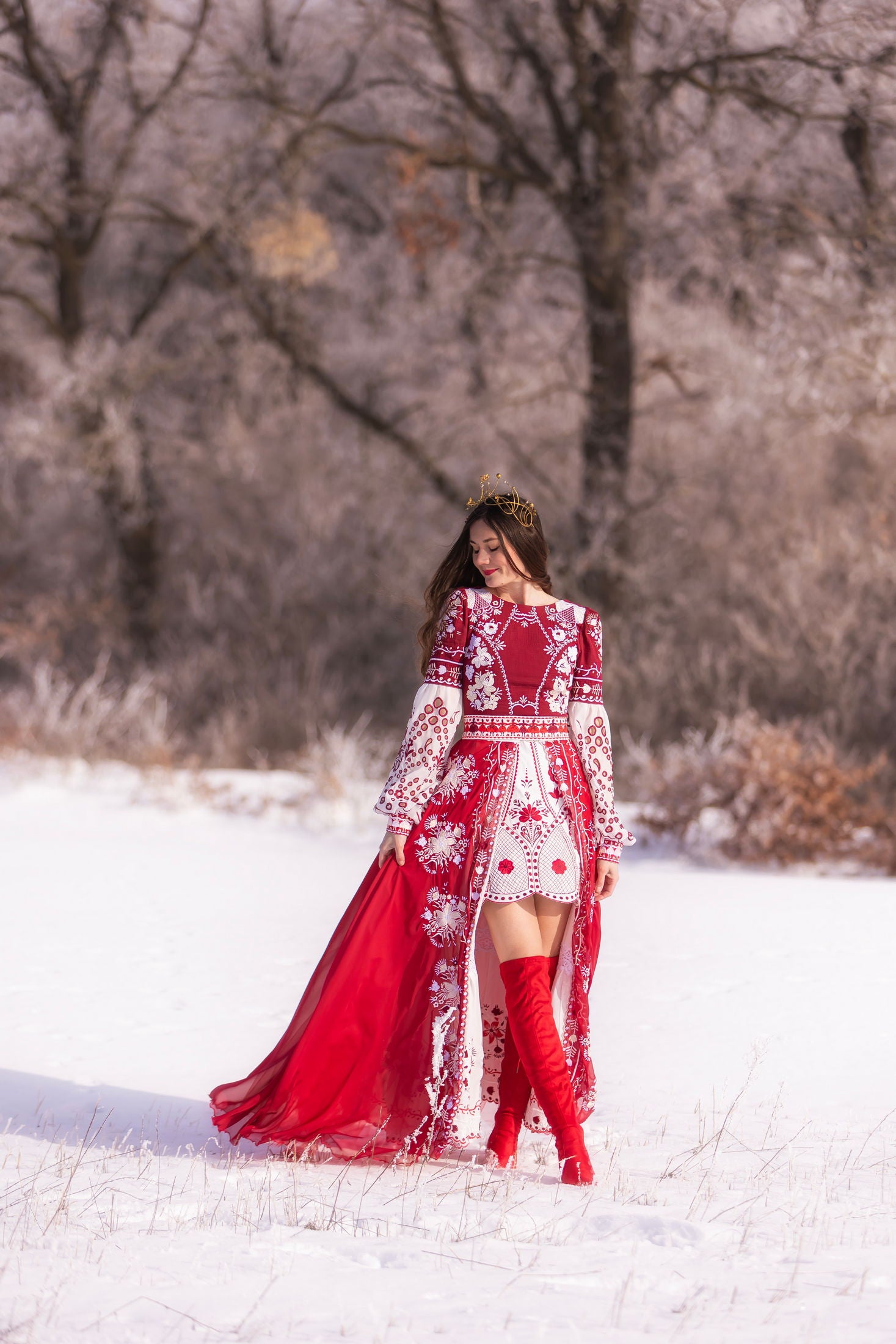 Šaty s vlečkou Pozdišovská karička