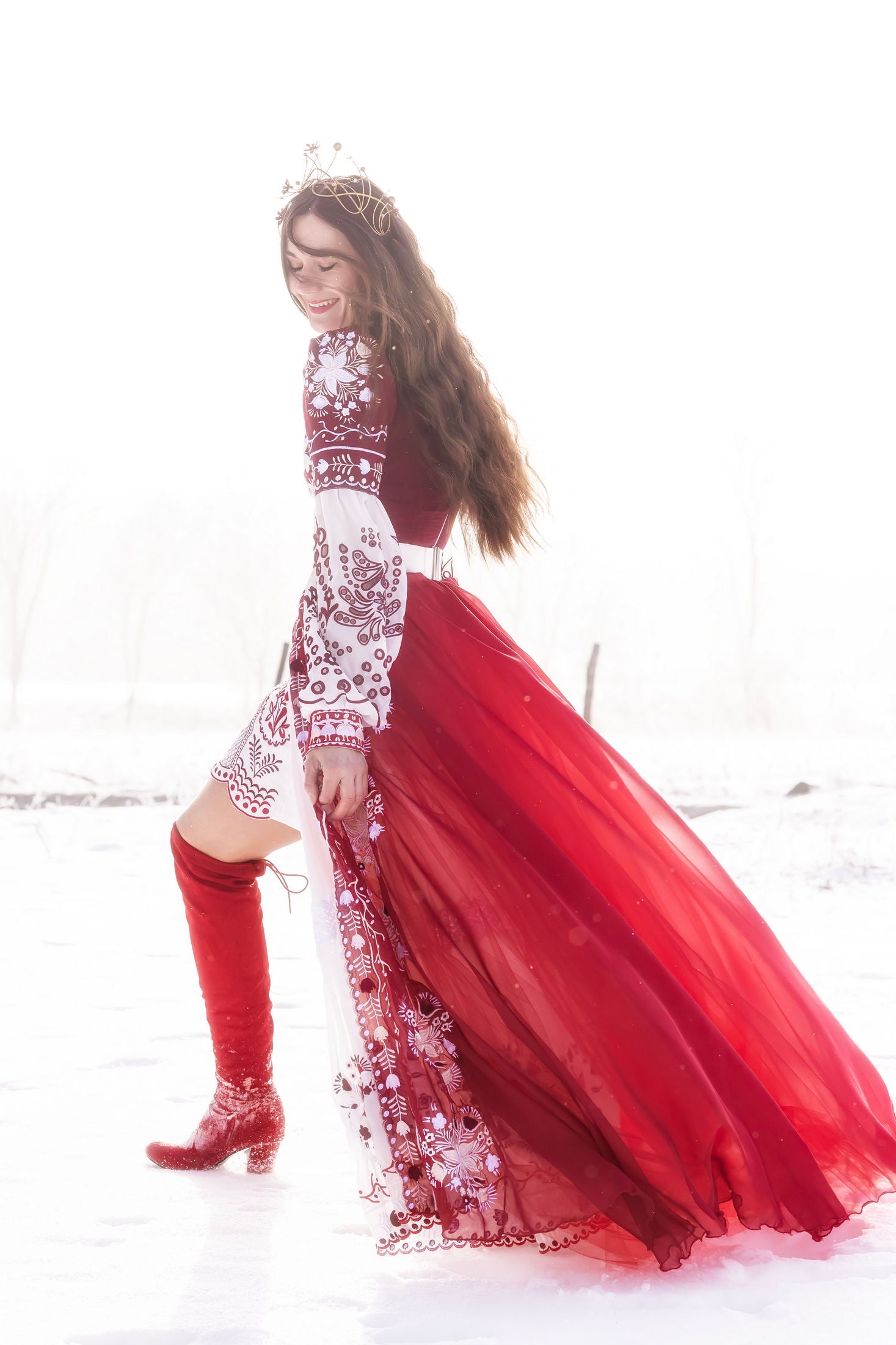 Šaty s vlečkou Pozdišovská karička