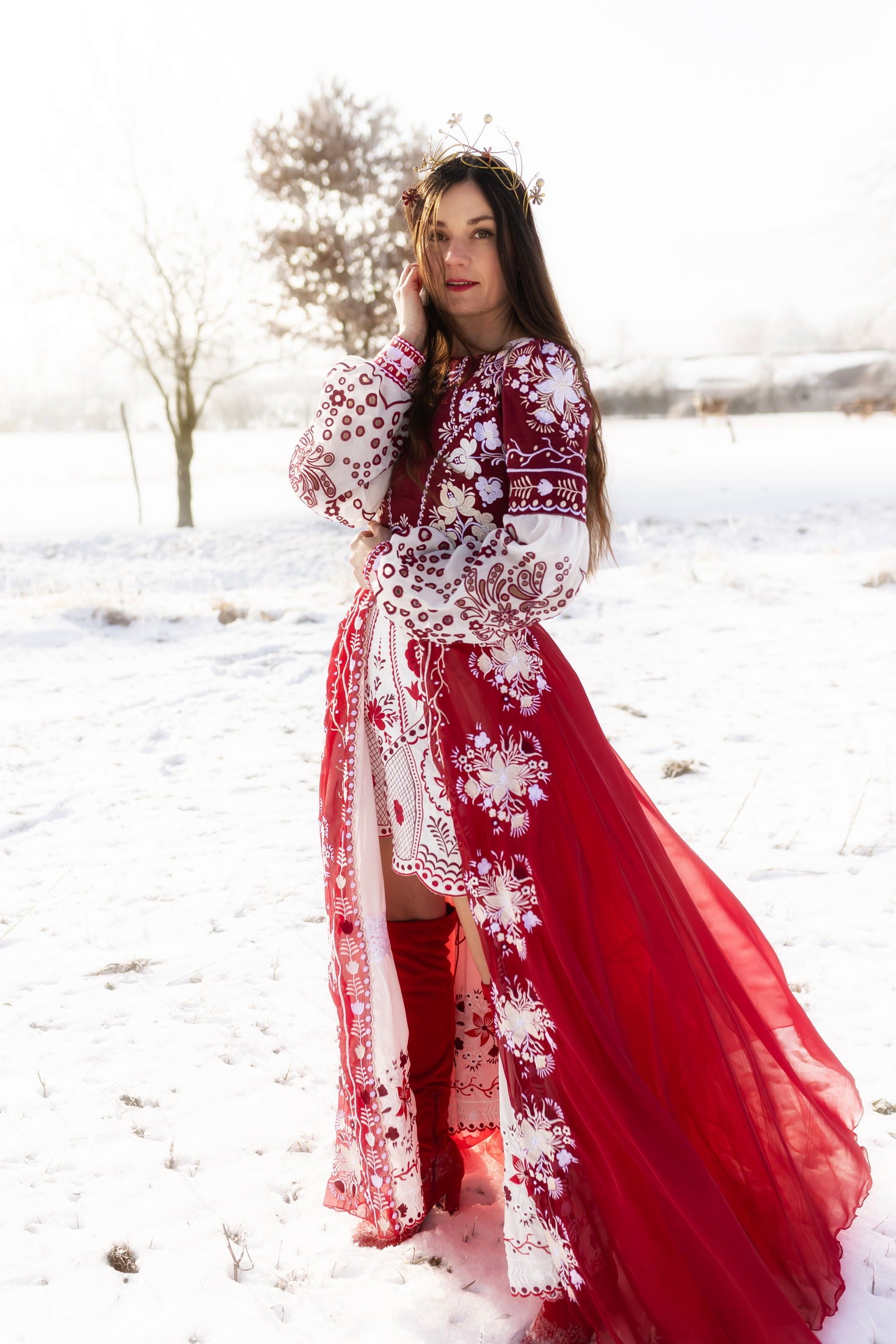 Šaty s vlečkou Pozdišovská karička