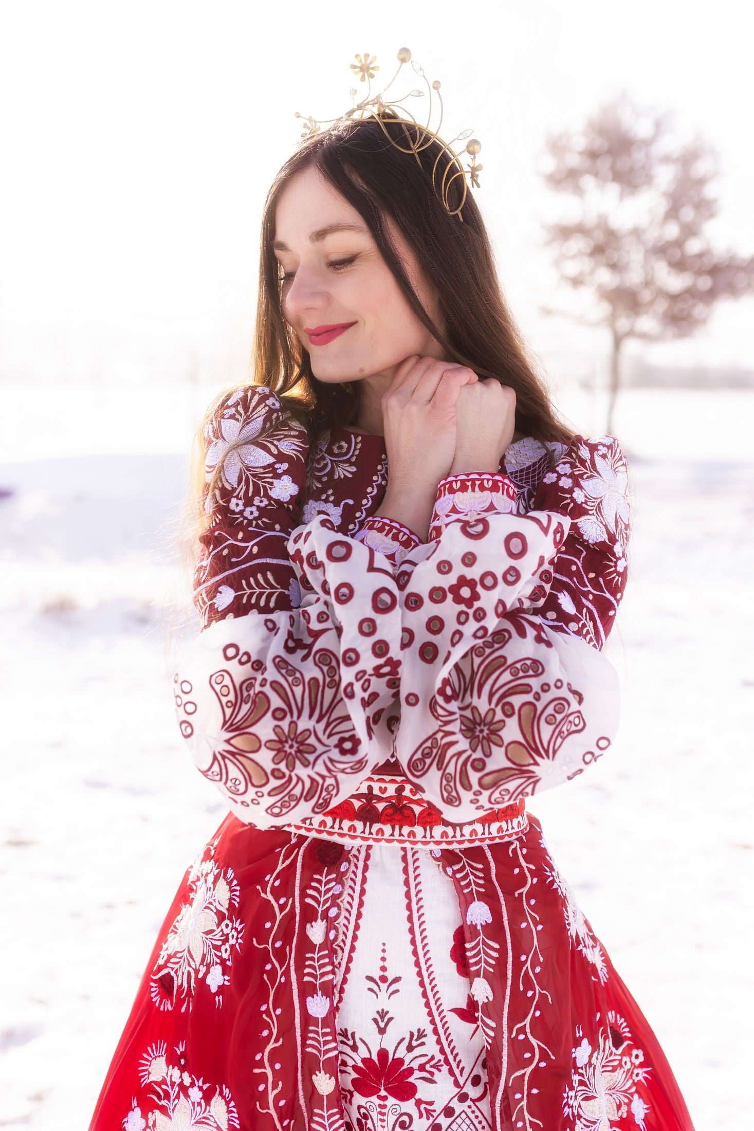 Šaty s vlečkou Pozdišovská karička