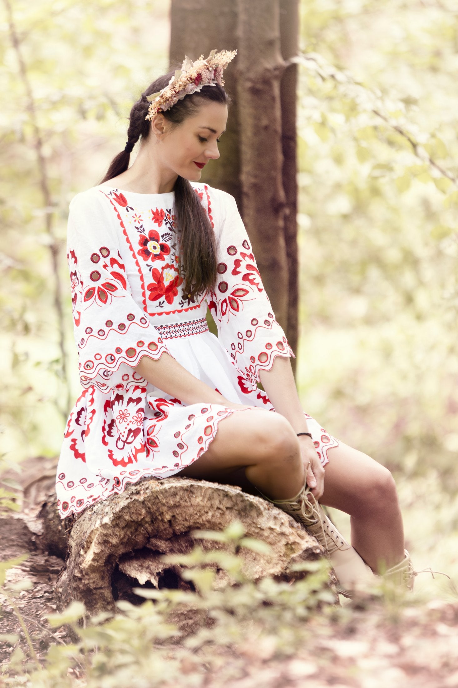 Ľanové madeirové šaty Liptovská deva