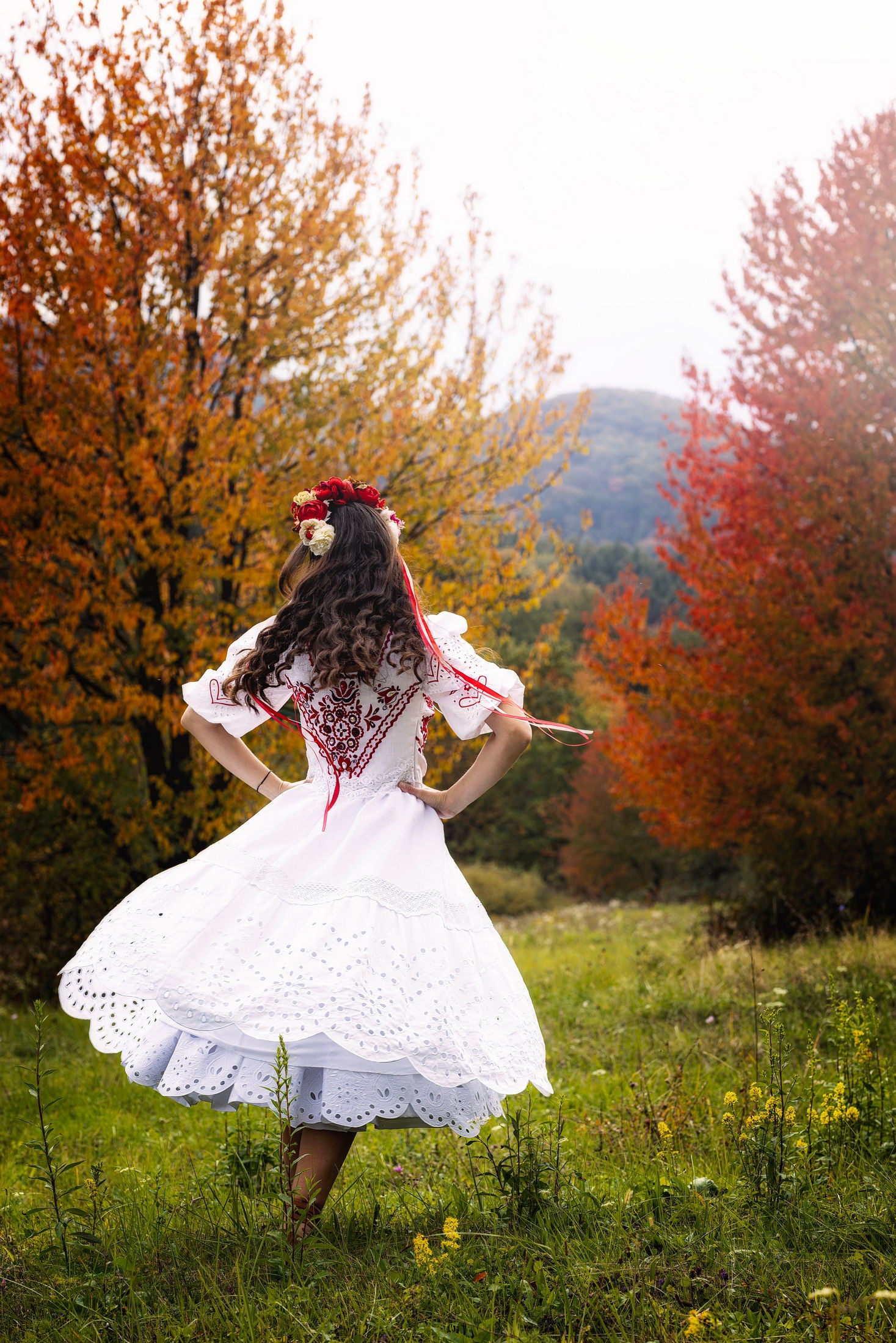 Madeirové šaty Ábelová