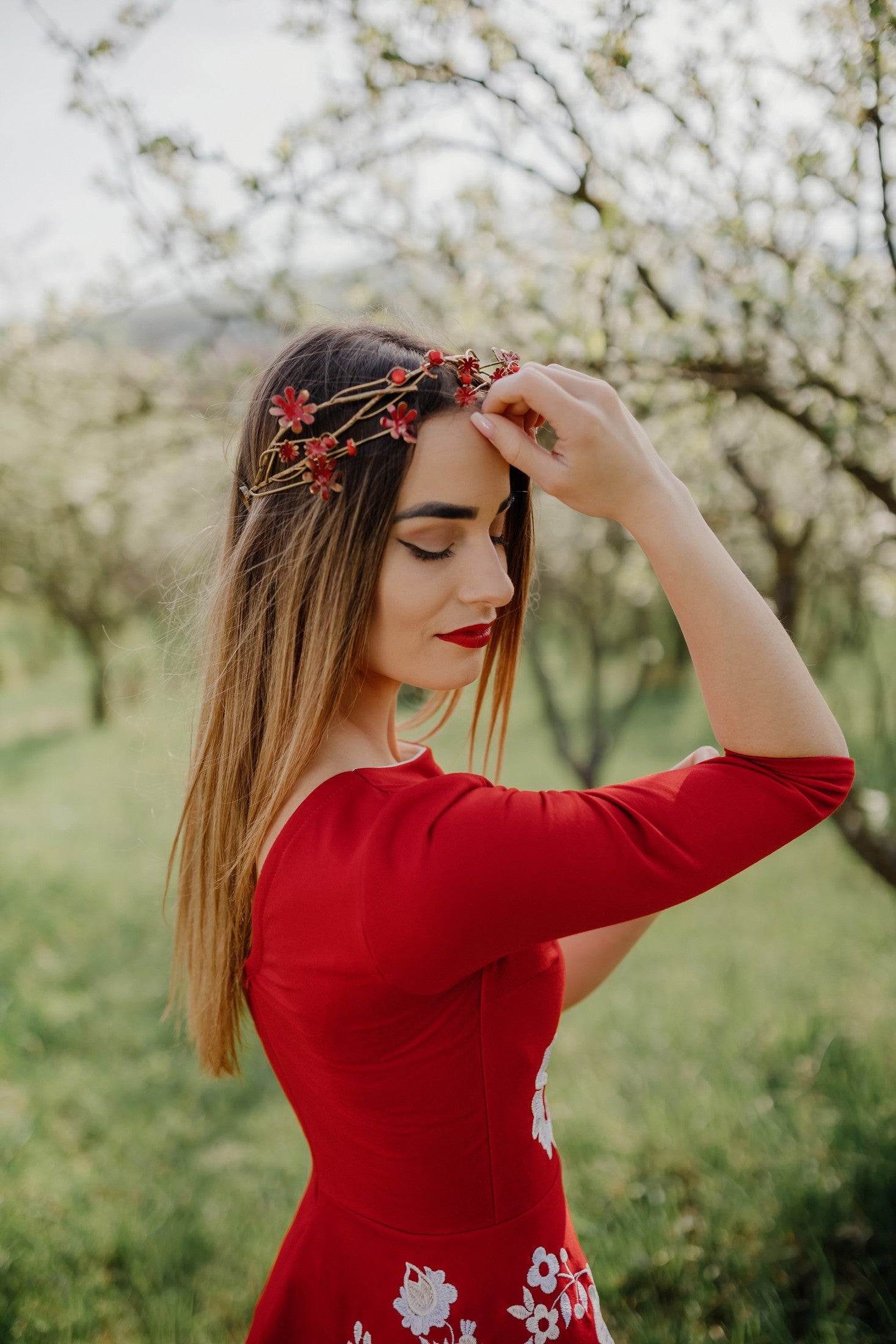 Červené šaty Kvety Senohradu