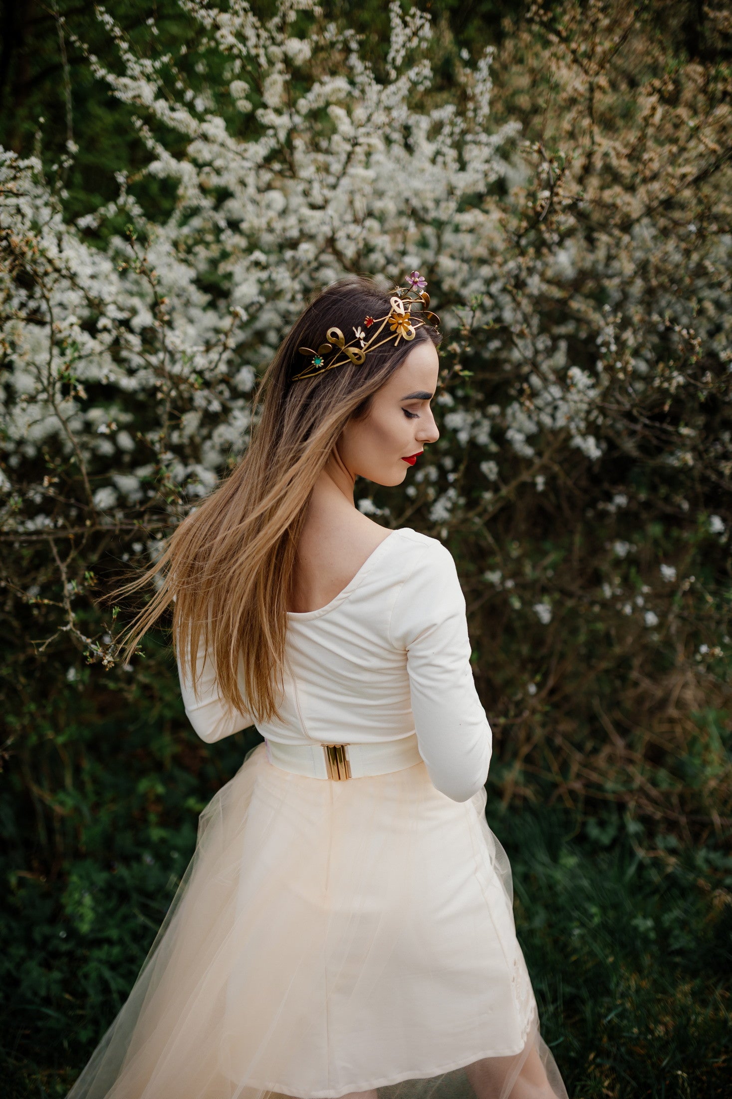 Vanilkové šaty Kvety Senohradu