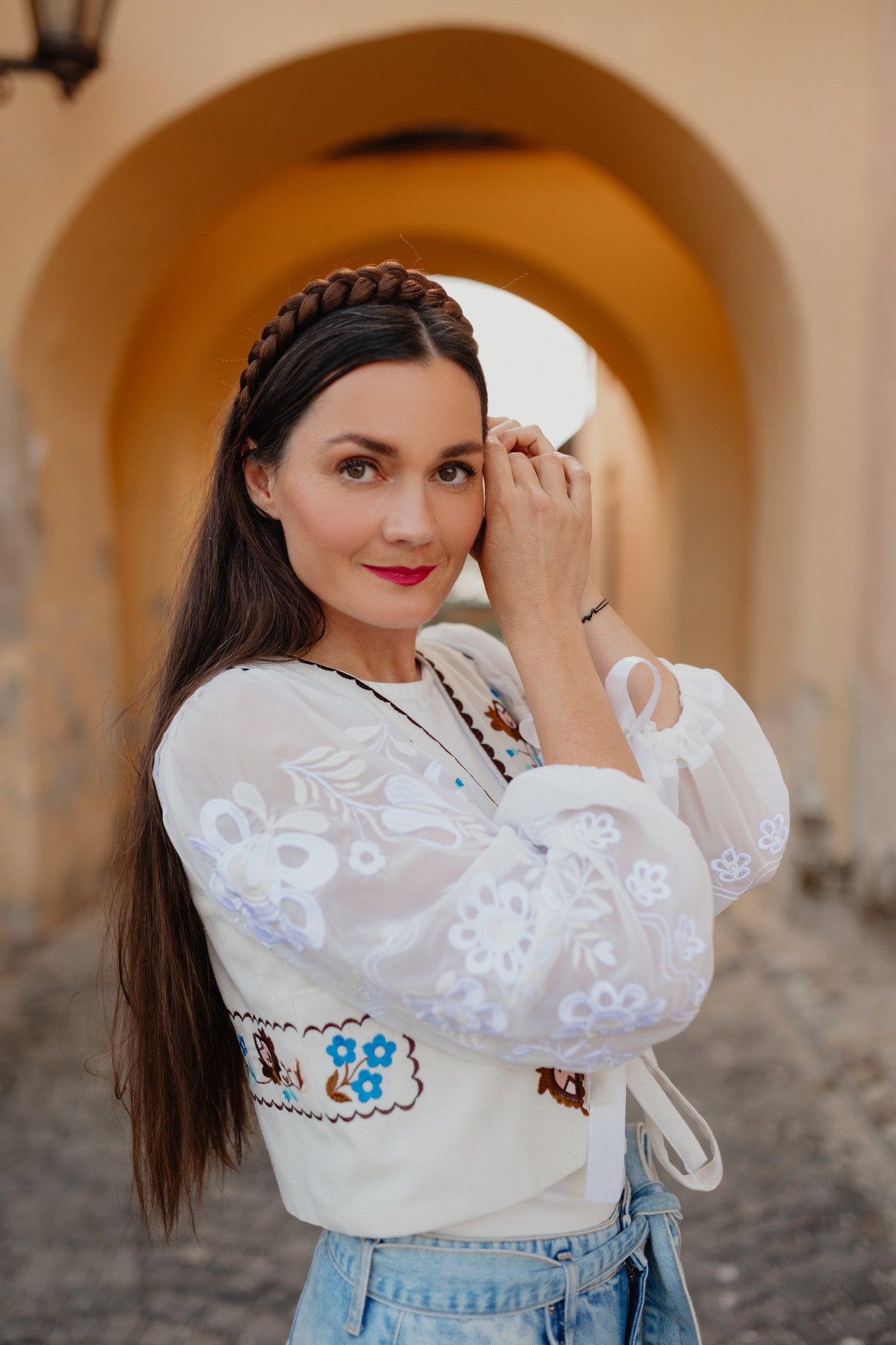 Ľanová vyšívaná vesta Kvety Senohradu