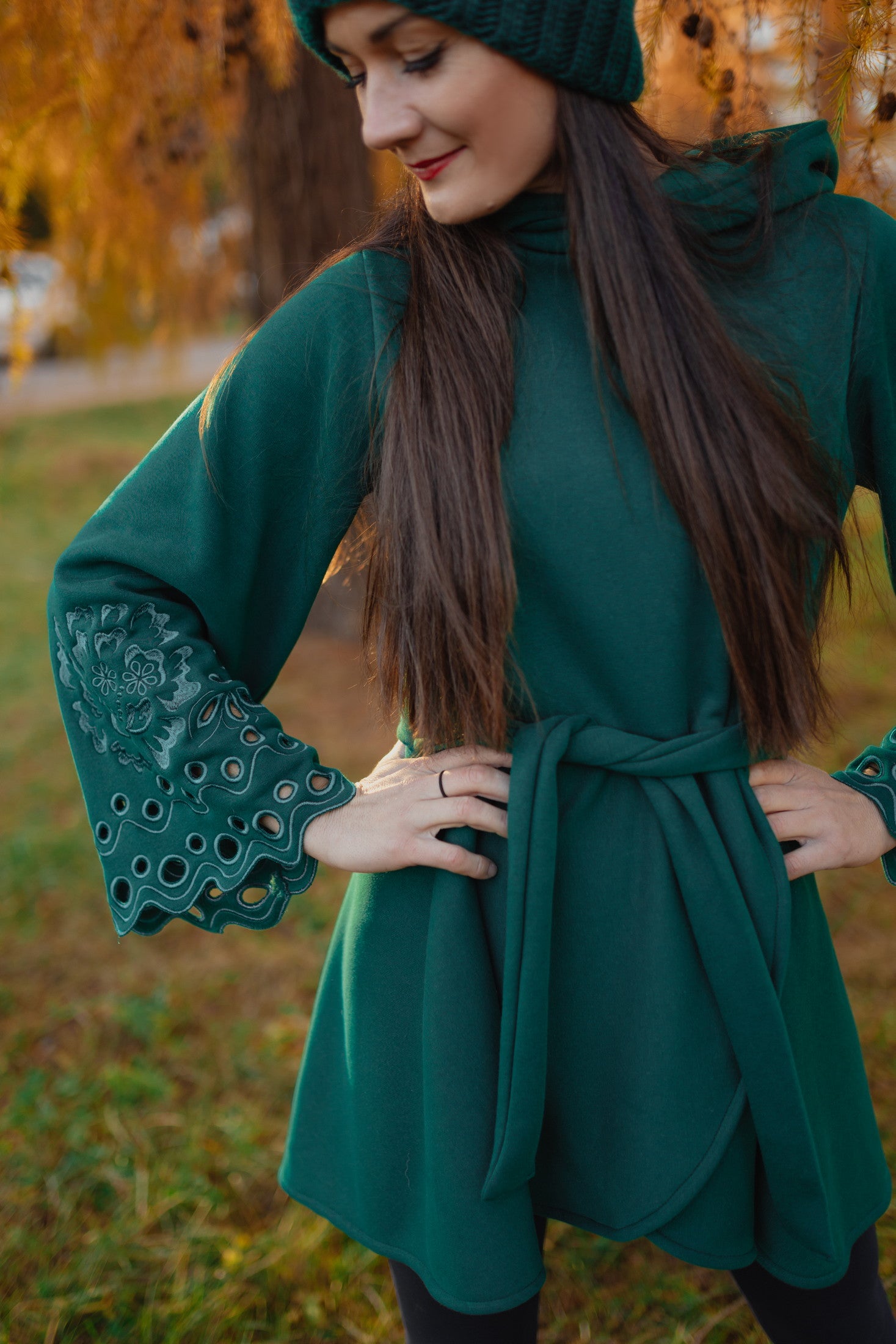 Tmavozelená mikina Liptovská deva