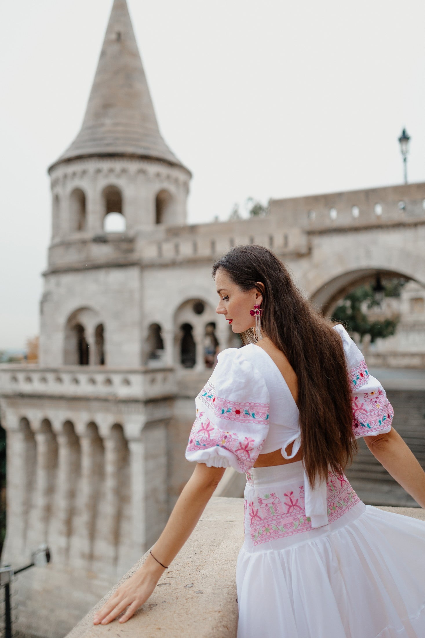 Crop top so sukňou Vajnory