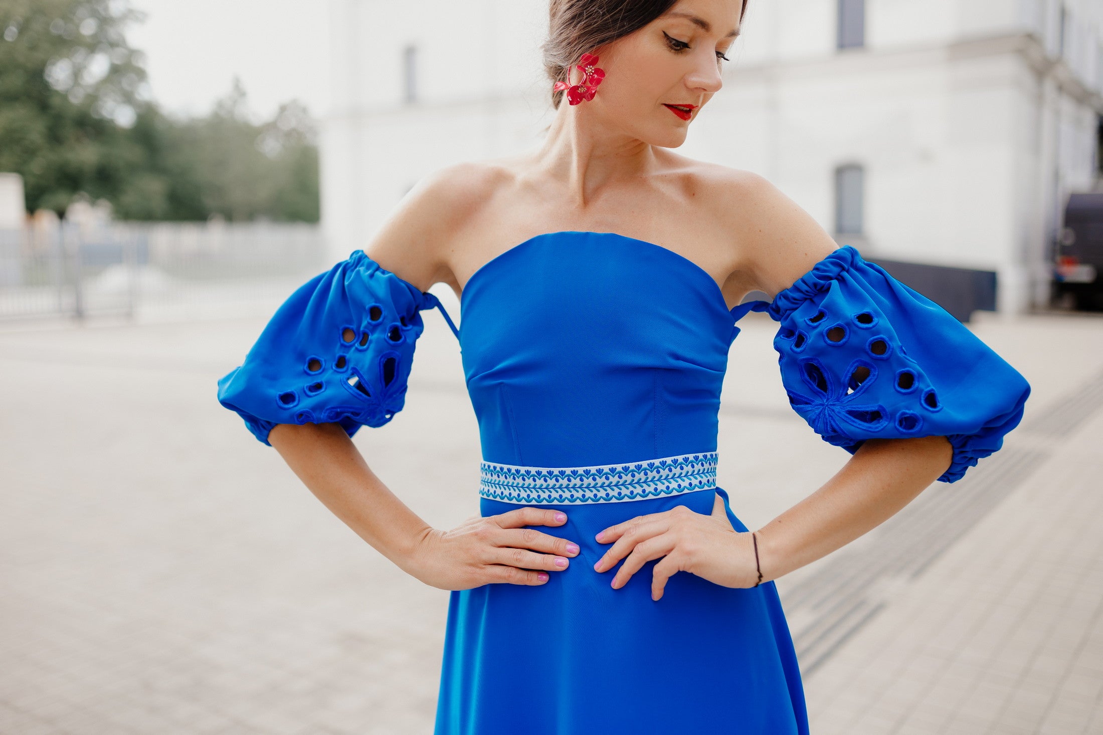 Modré šaty Tekov