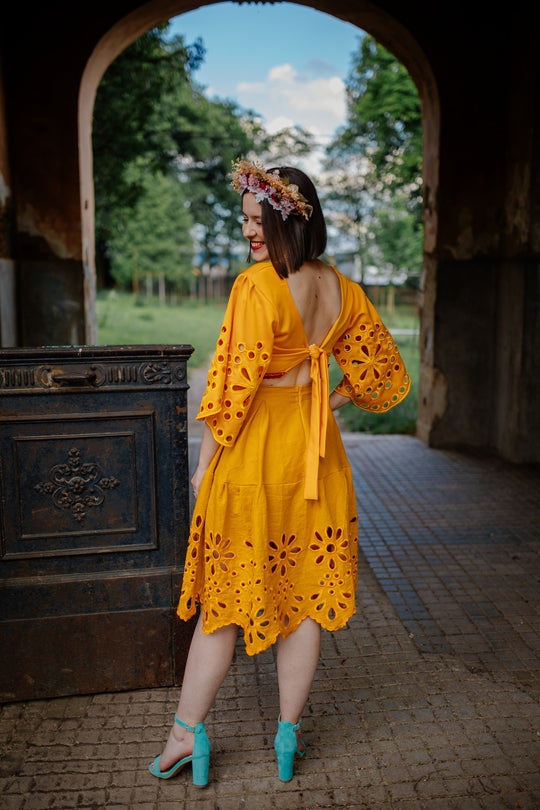 Madeirový crop top Tekov