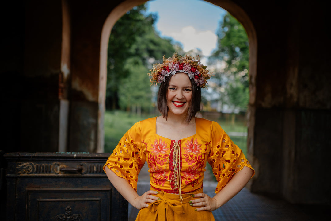 Madeirový crop top Tekov