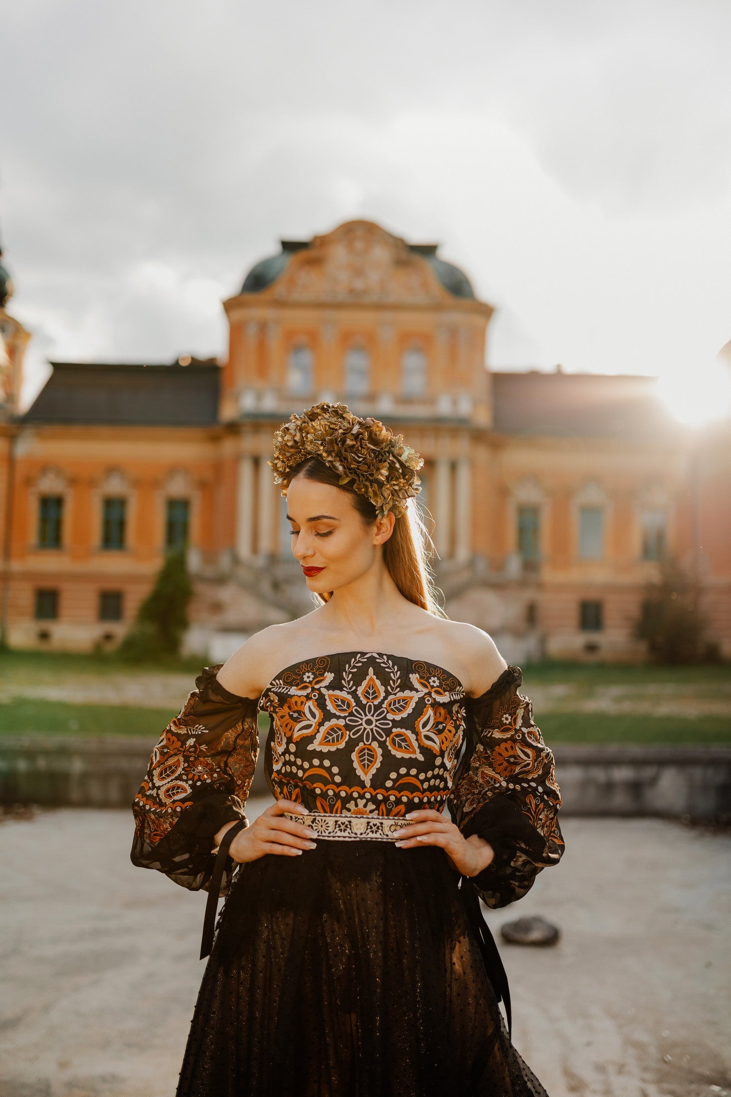 Bodkované tylové šaty Očovianka