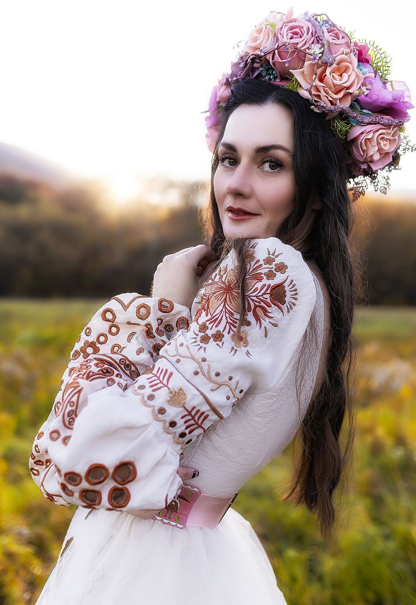 Šaty s vlečkou Pozdišovská karička