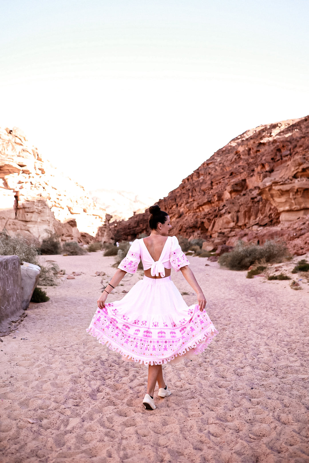 Ružový crop top Vajnory