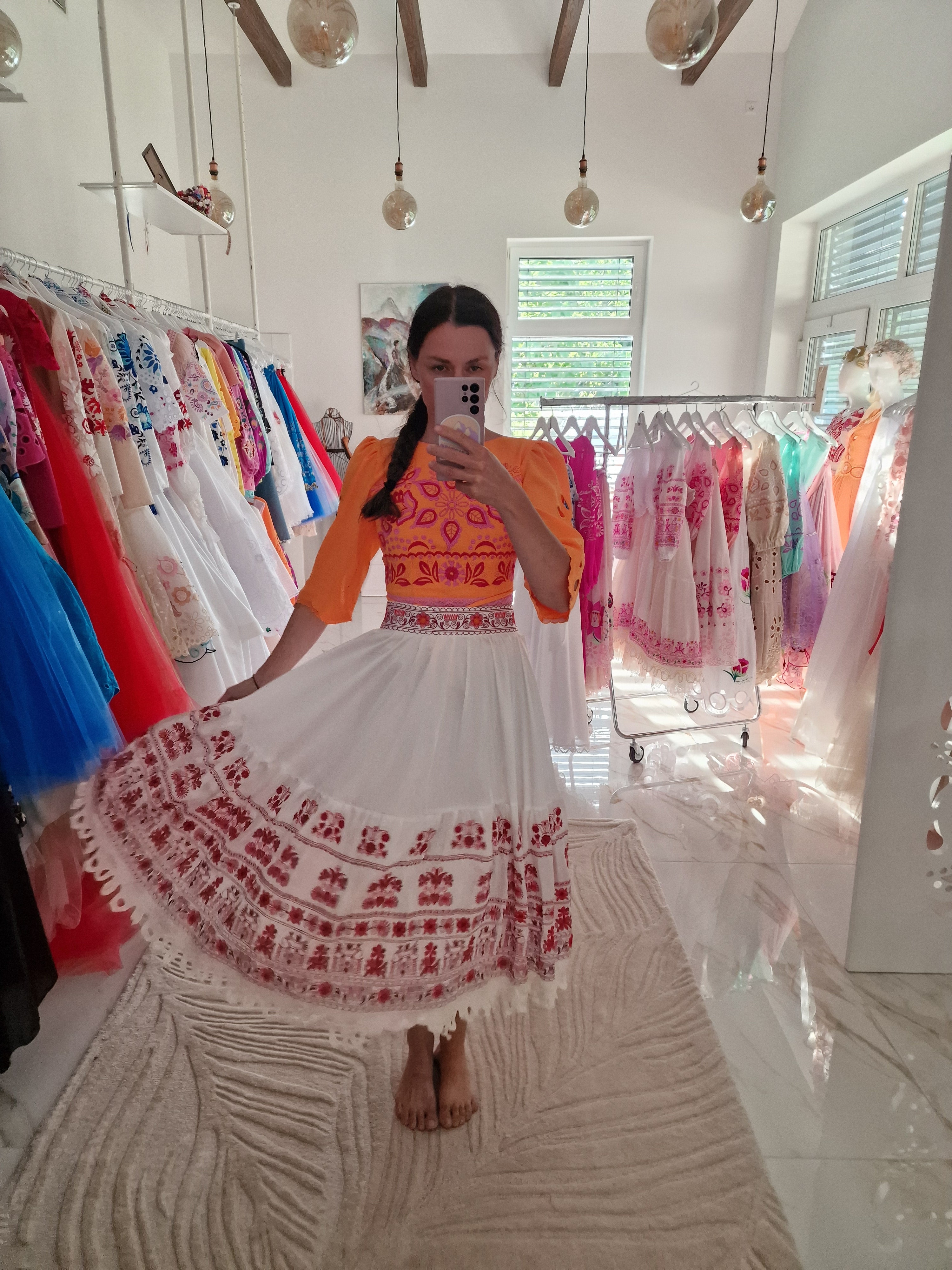 Oranžový zavinovací crop top Očovianka