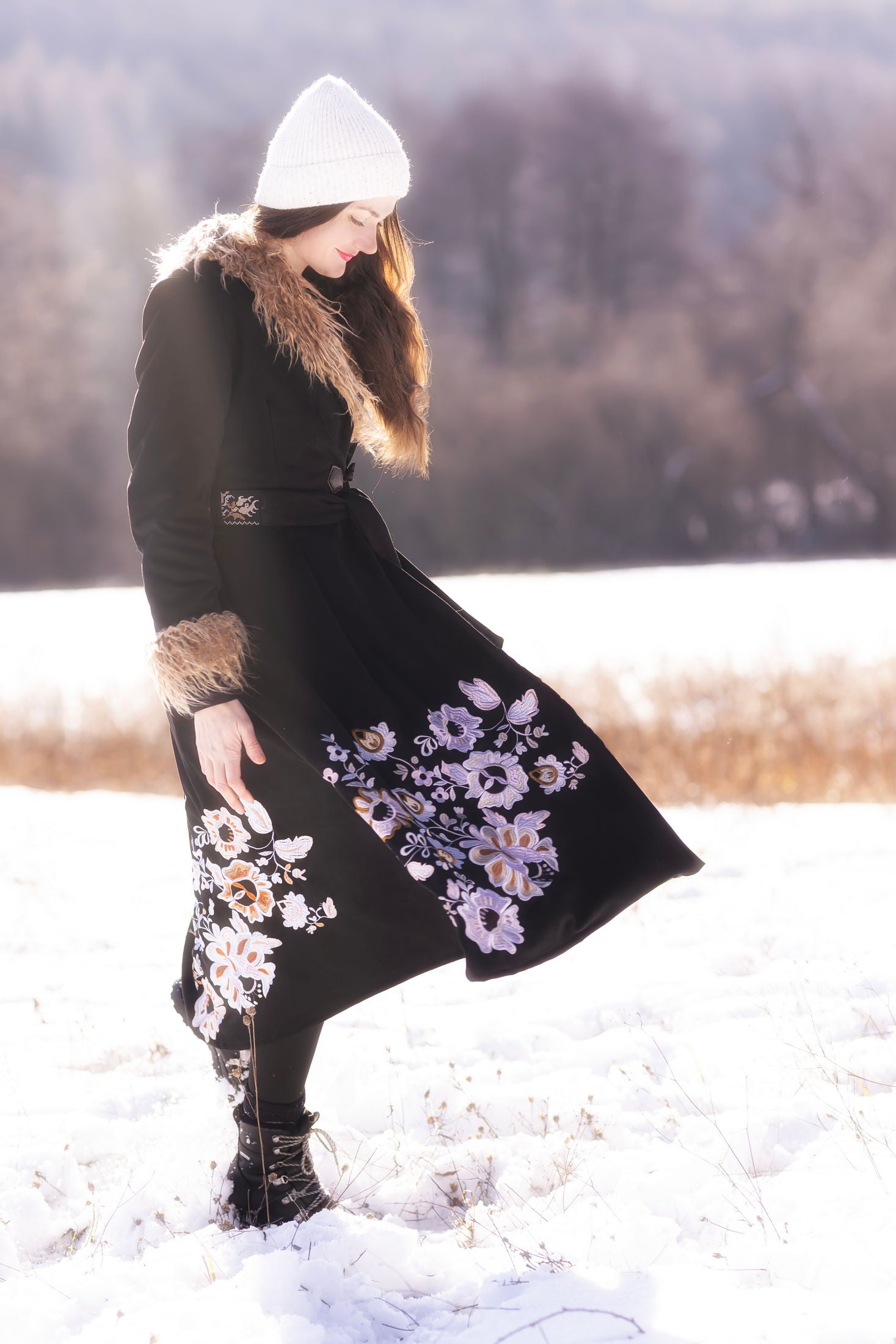 Čierny kabát Kvety Senohradu