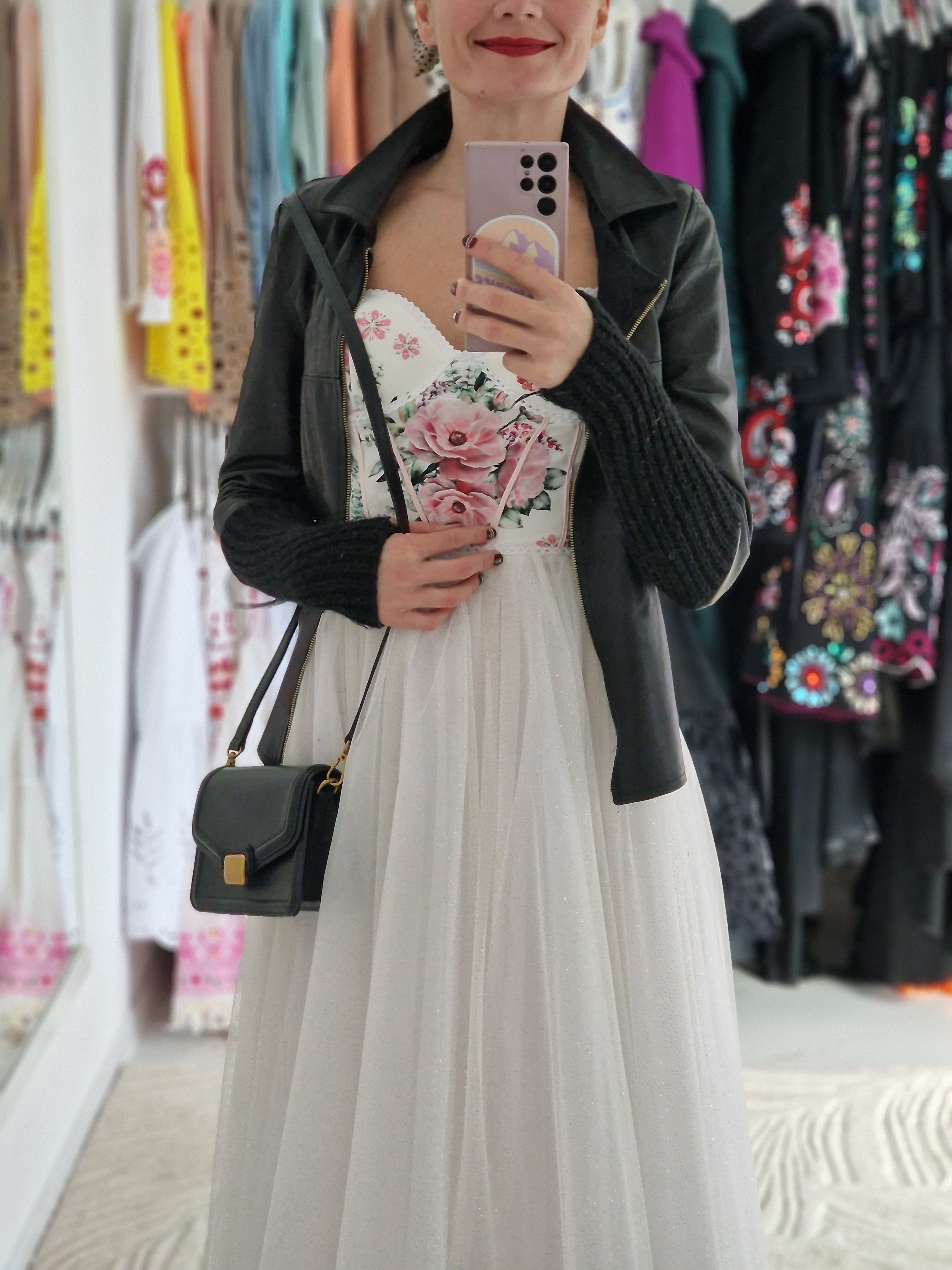 Tylové šaty Hrochoťské opasky