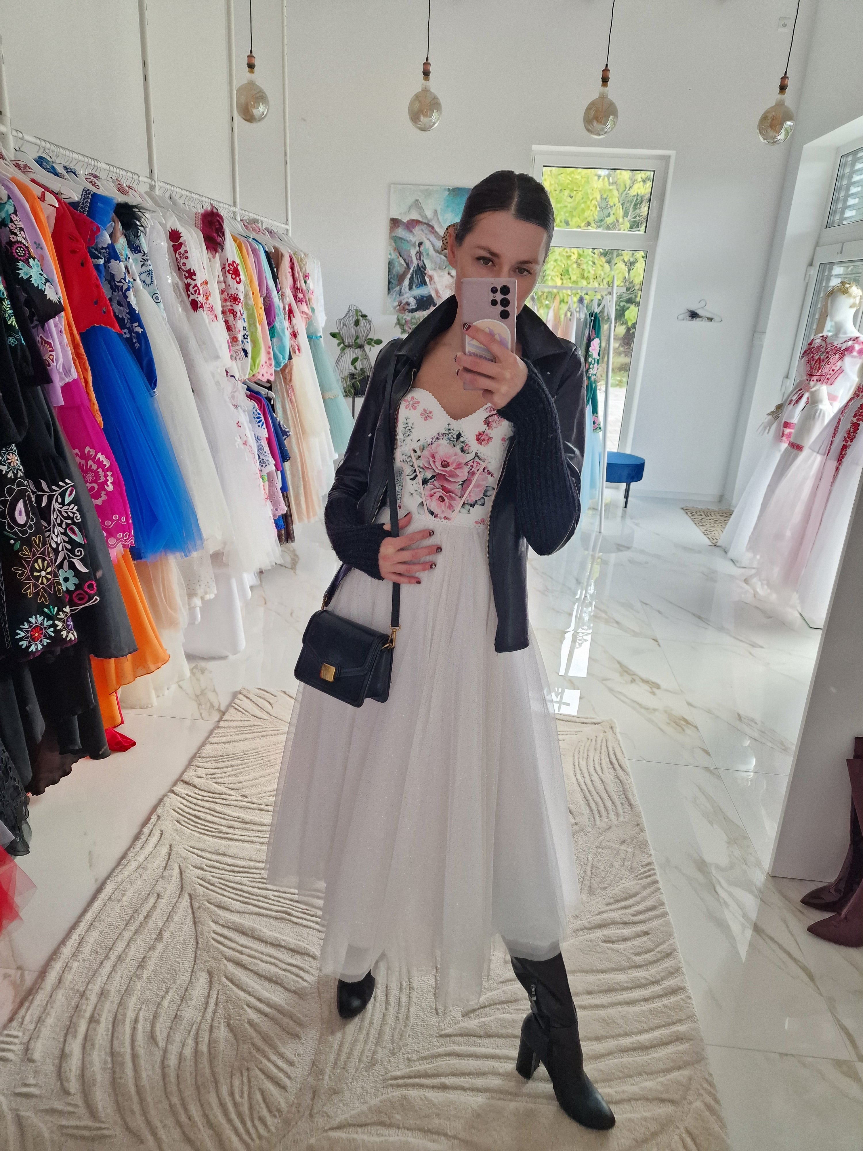 Tylové šaty Hrochoťské opasky